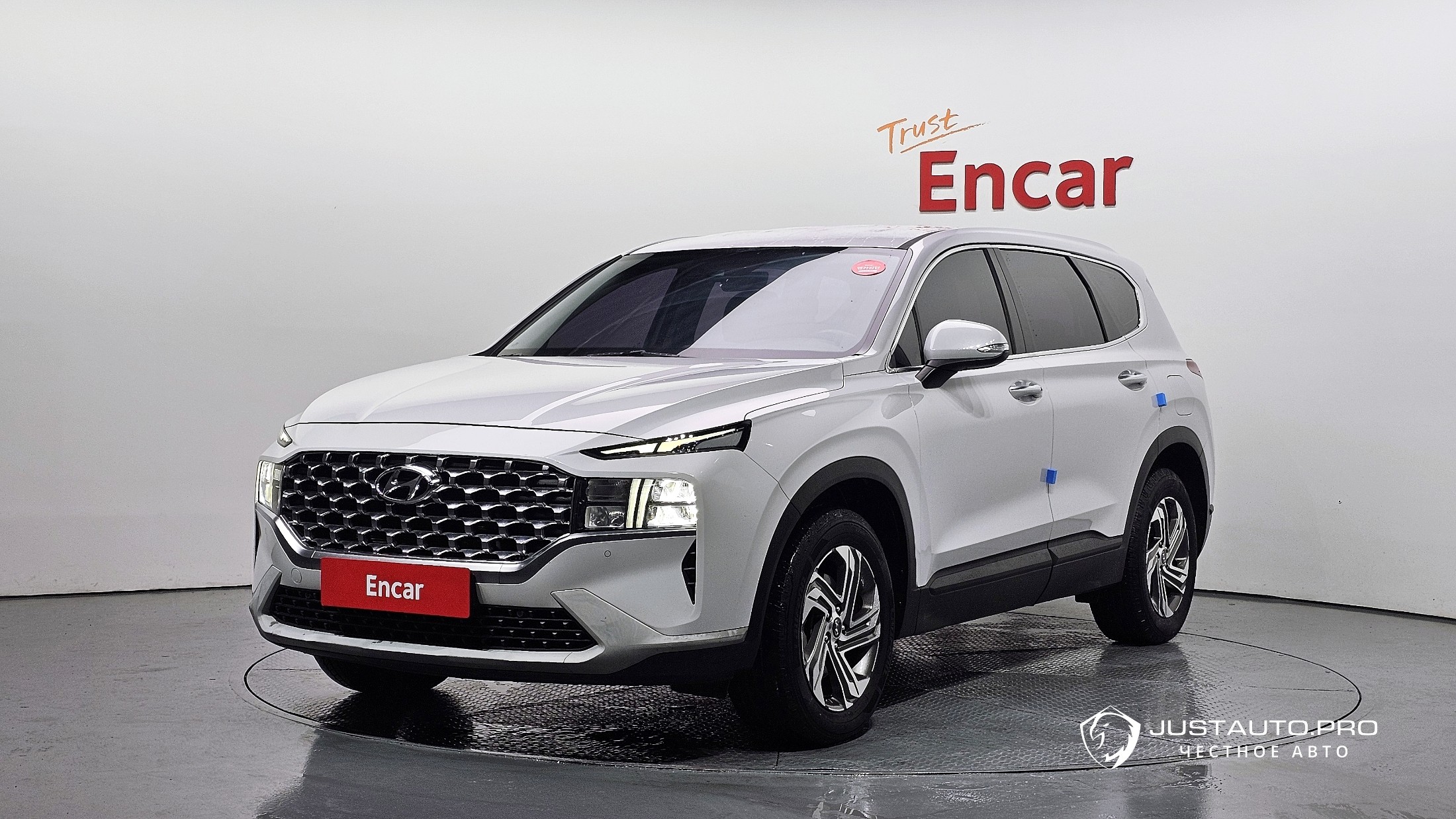 Автомобиль Hyundai Santafe