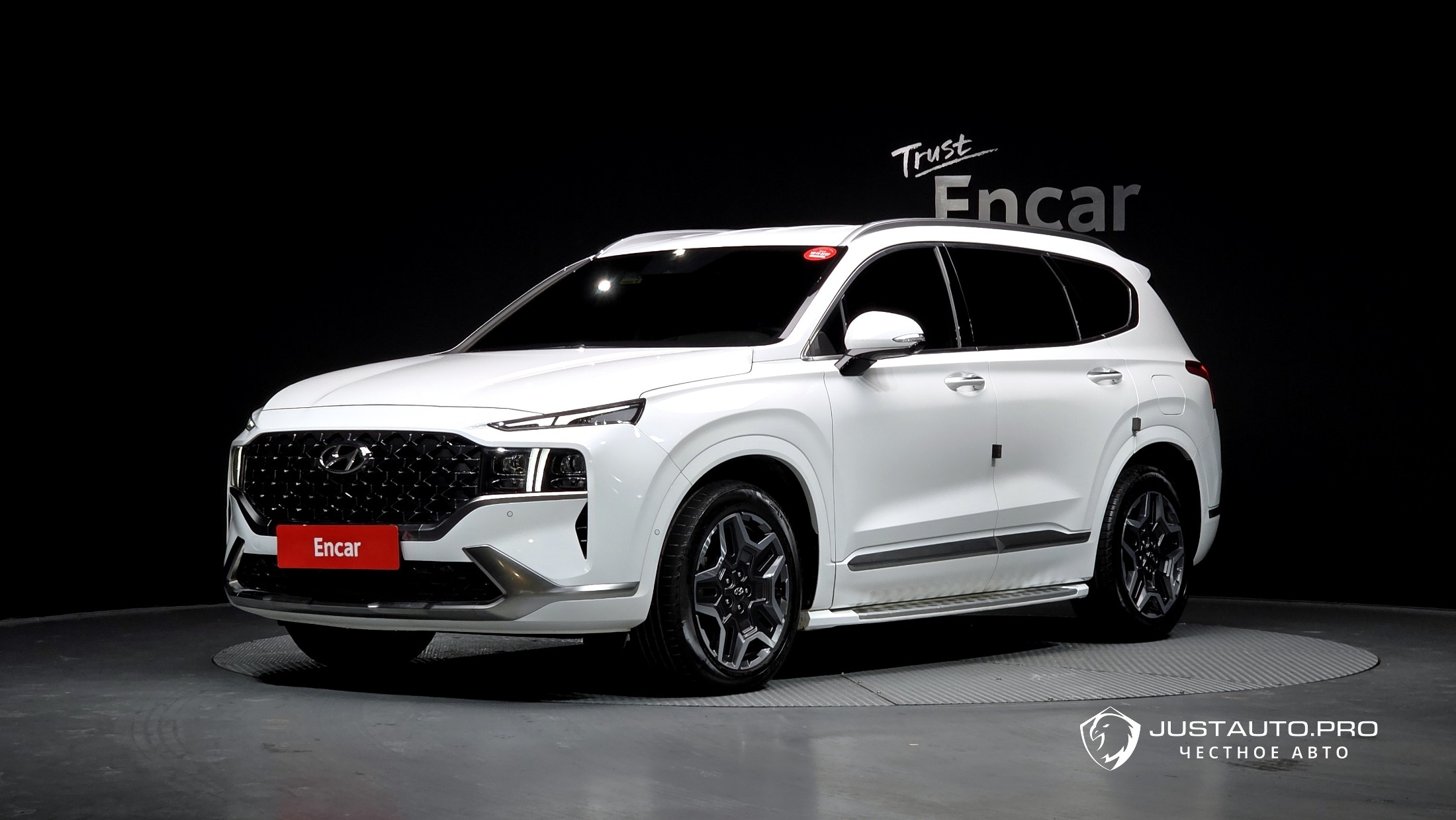 Автомобиль Hyundai Santafe
