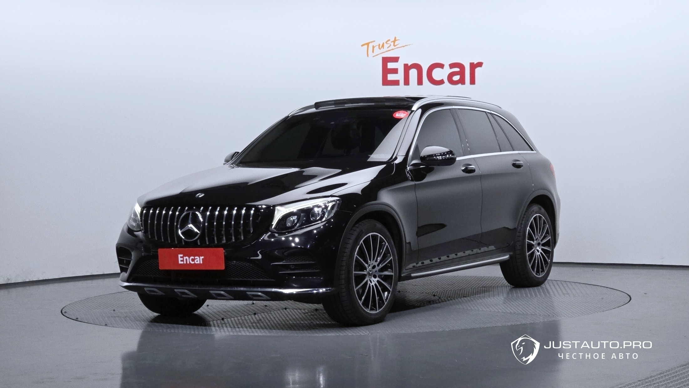 Автомобиль Mercedes-Benz GLC-Class