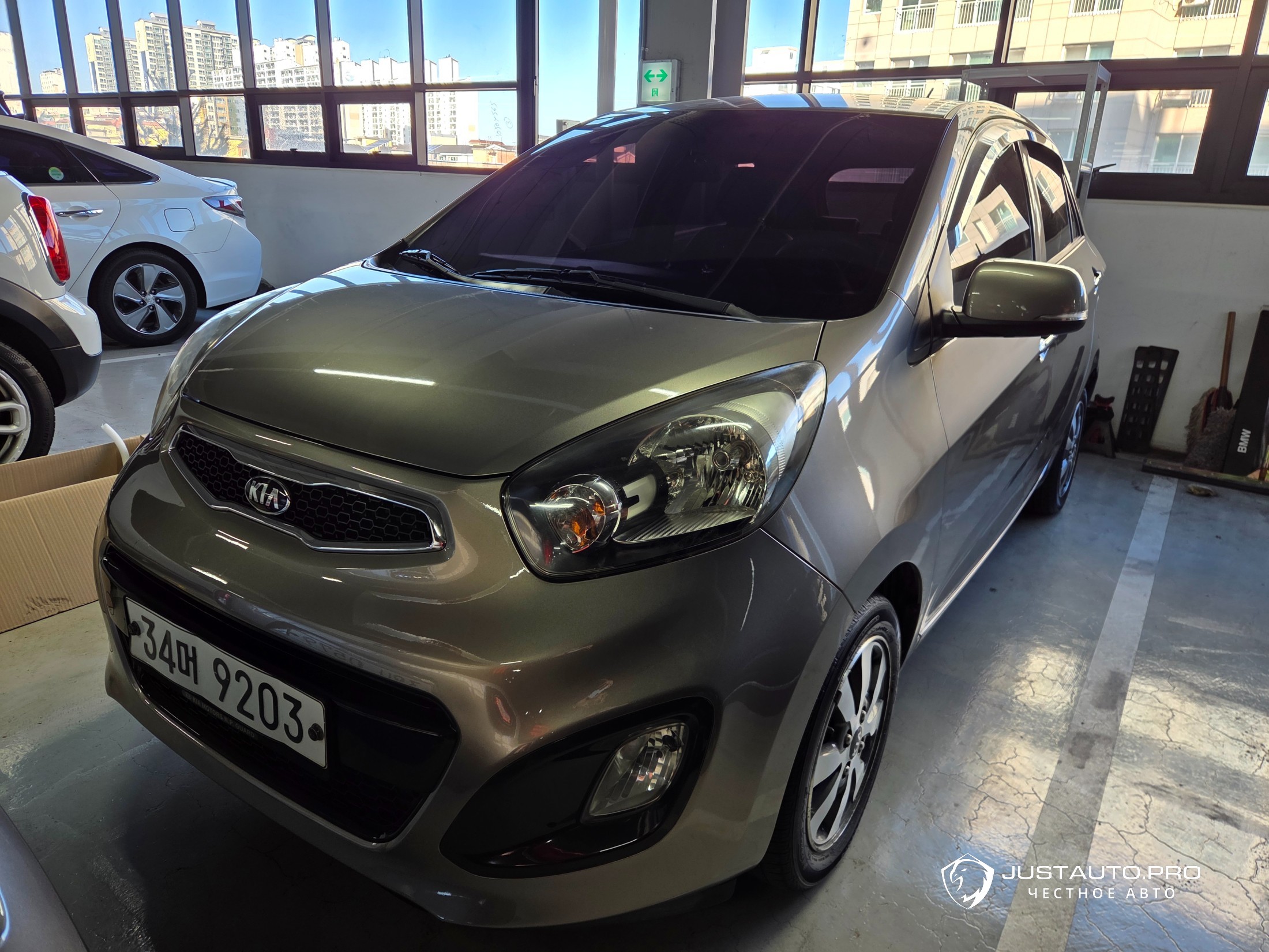 Автомобиль Kia morning