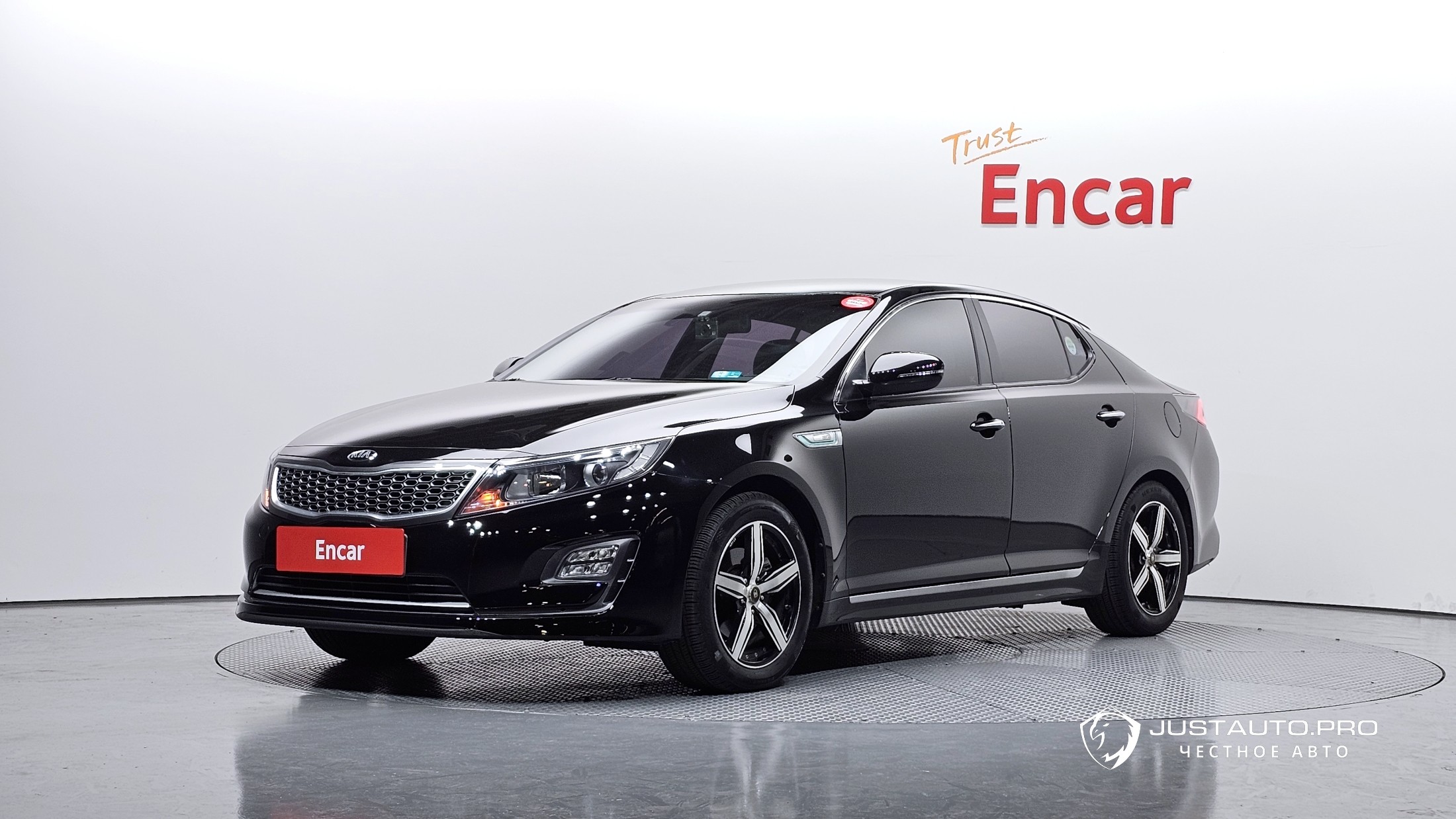 Автомобиль Kia K5