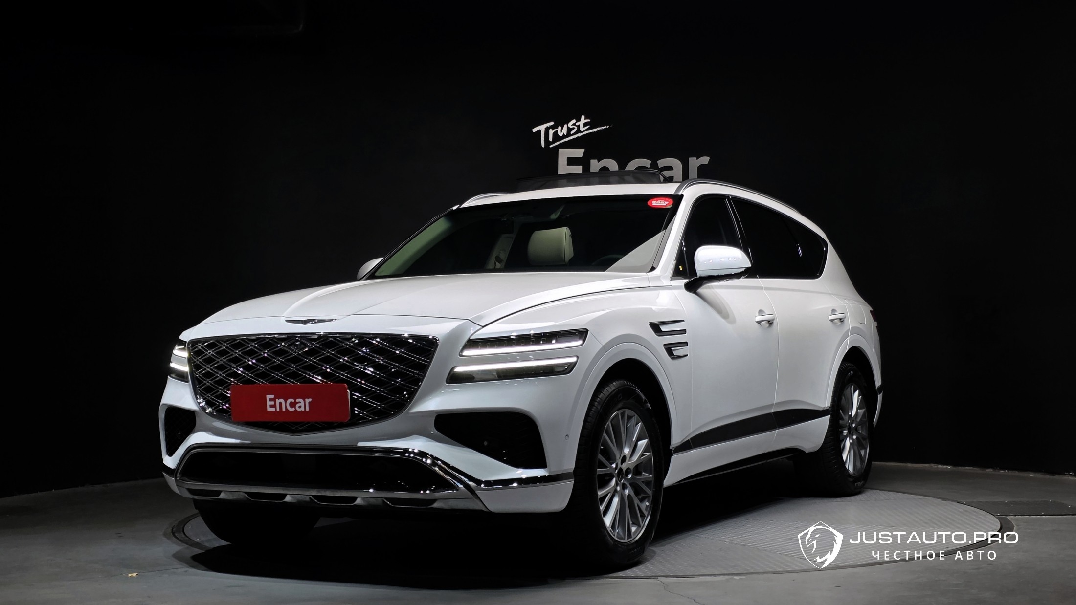 Автомобиль Genesis GV80