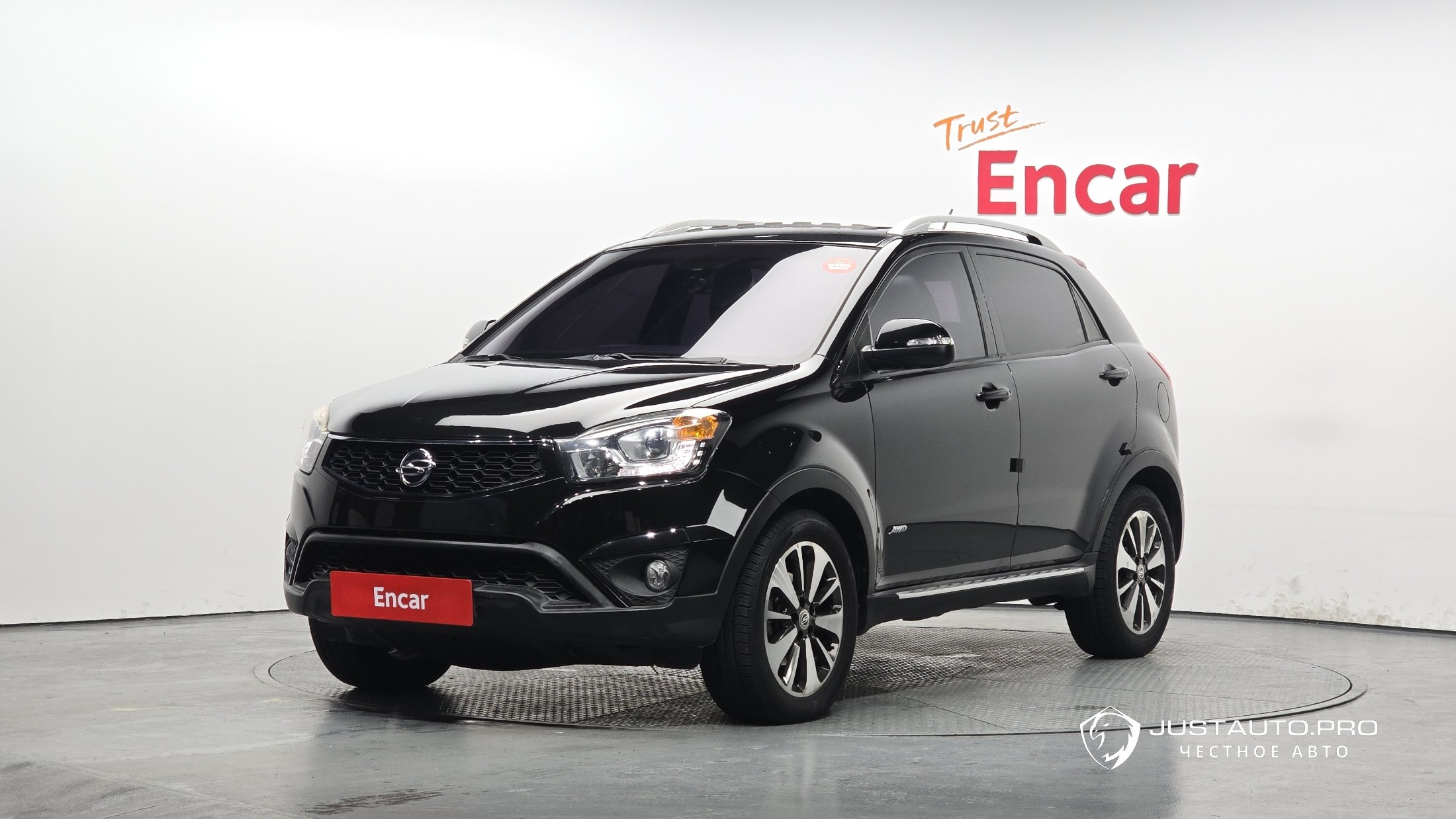 Автомобиль KG_Mobility_Ssangyong KORANDO