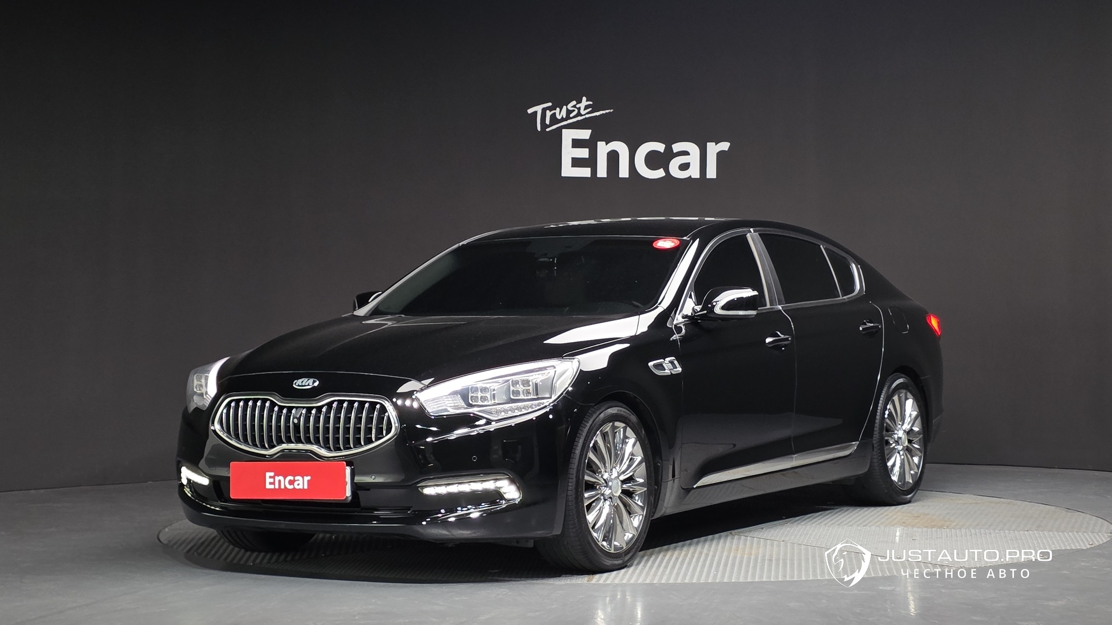 Автомобиль Kia K9