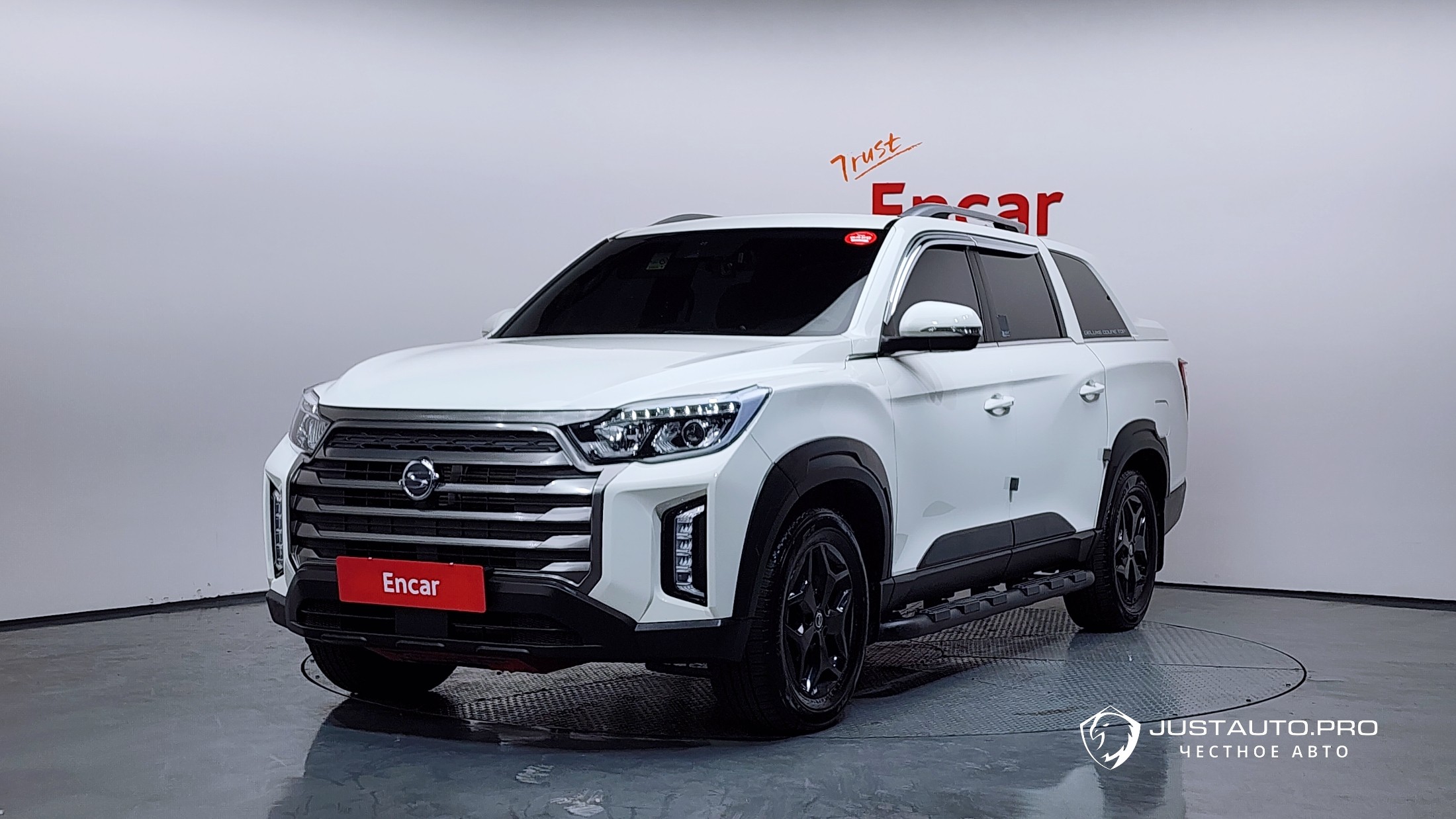 Автомобиль KG_Mobility_Ssangyong Rexton