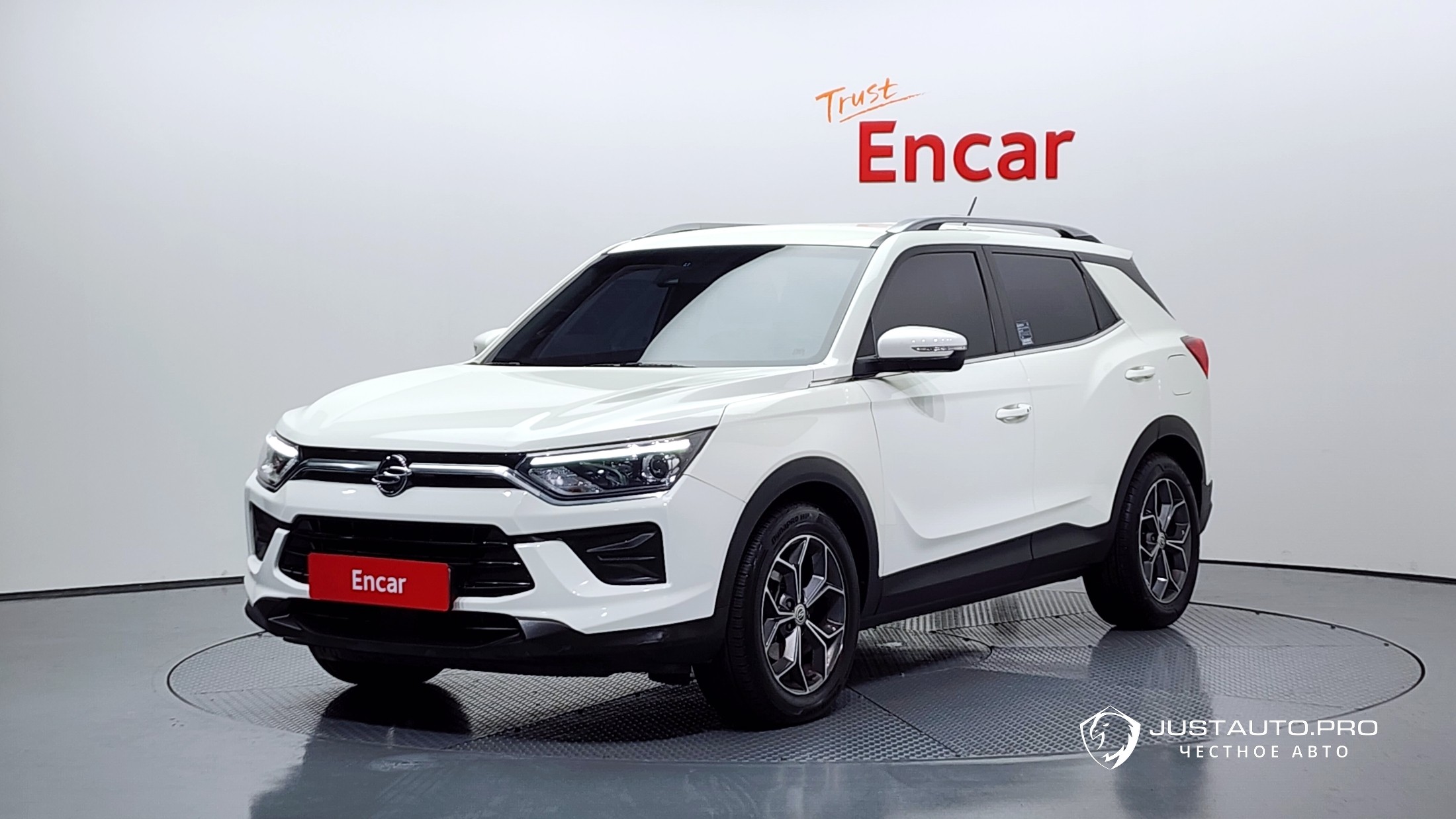 Автомобиль KG_Mobility_Ssangyong KORANDO