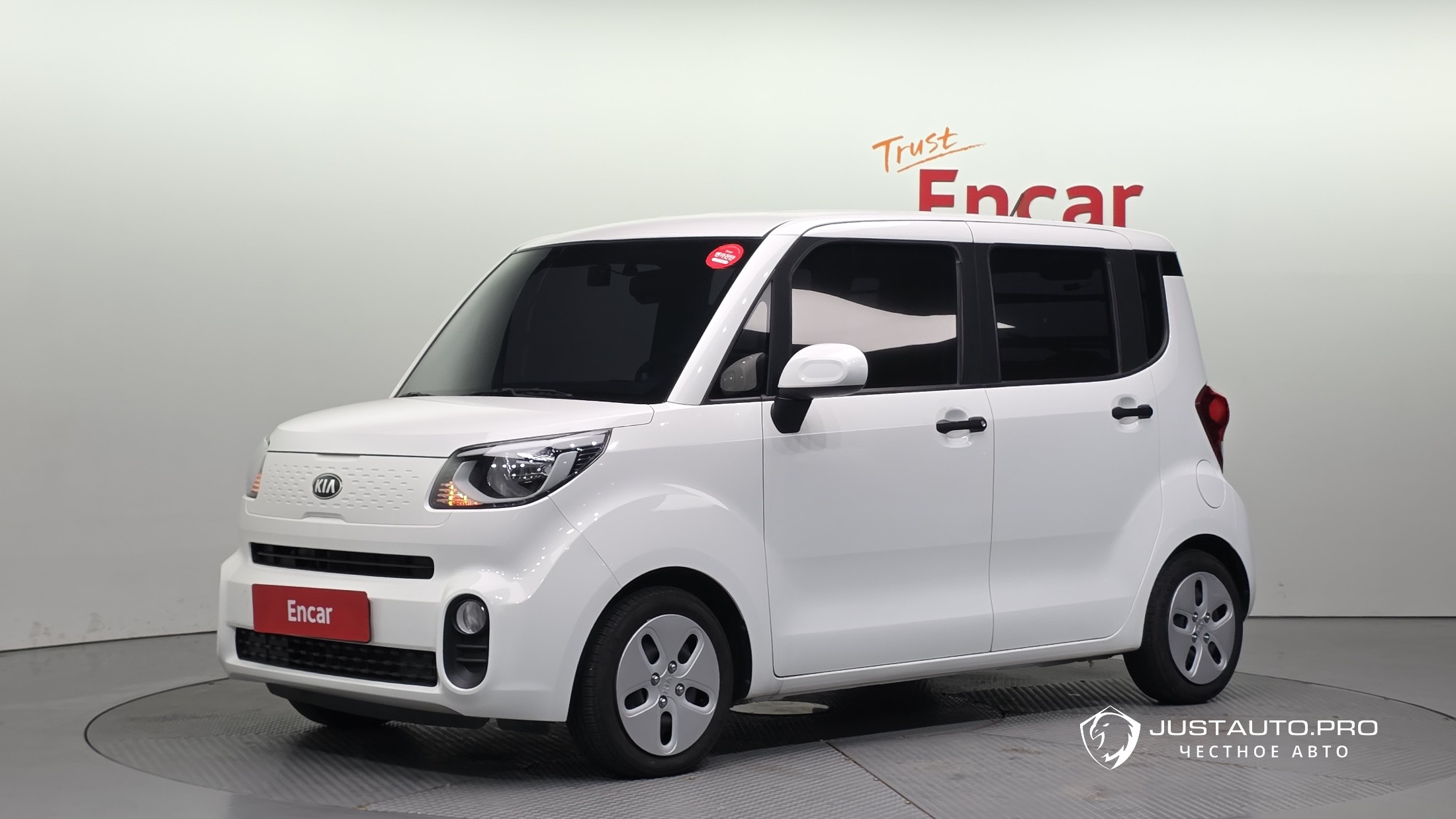 Автомобиль Kia RAY
