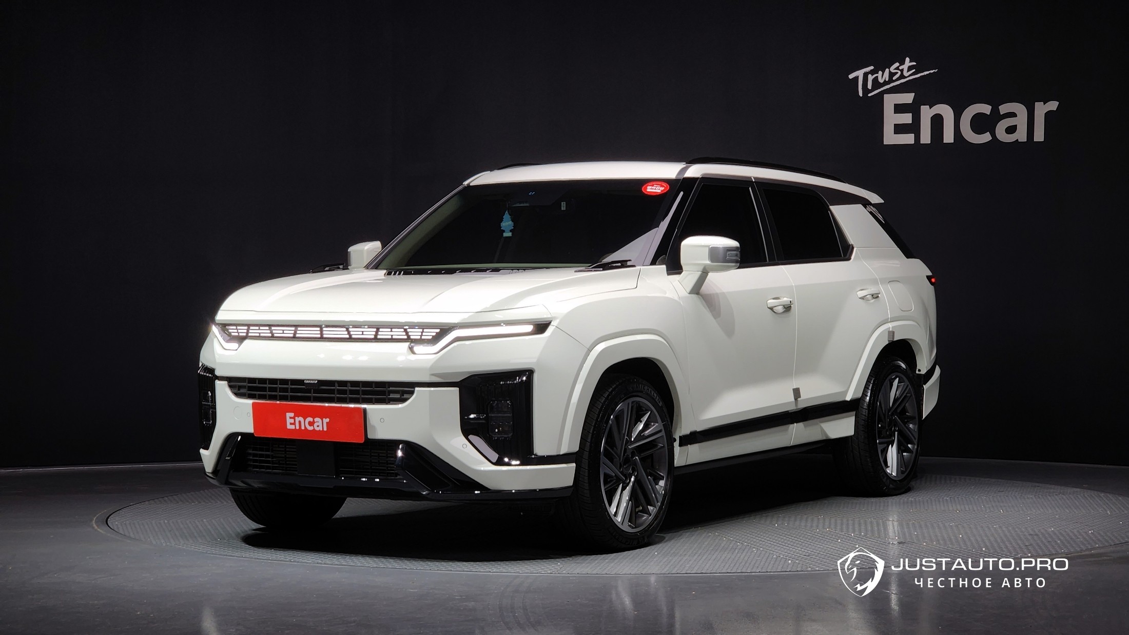 Автомобиль KG_Mobility_Ssangyong Actyon