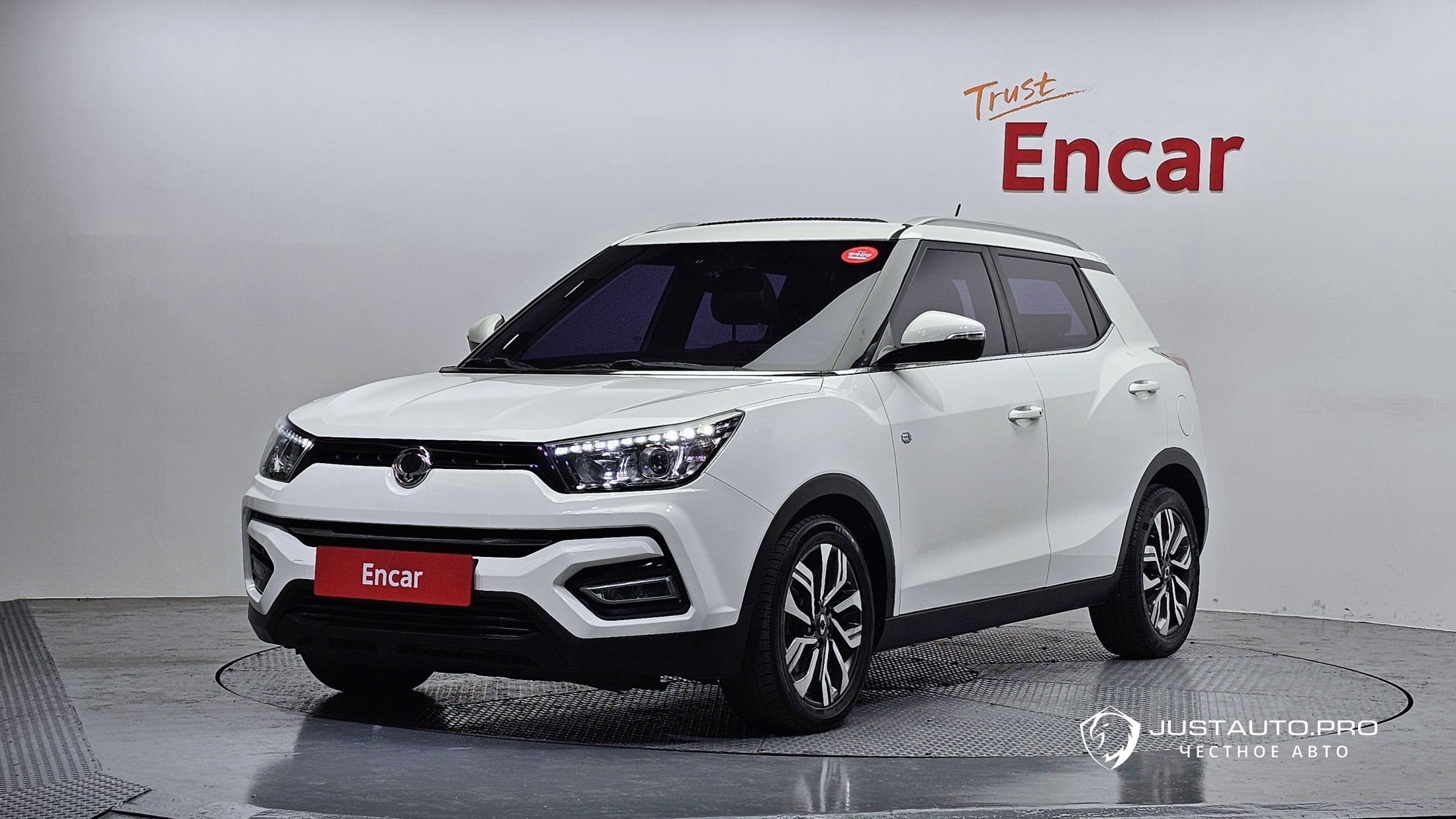 Автомобиль KG_Mobility_Ssangyong TIBOLI