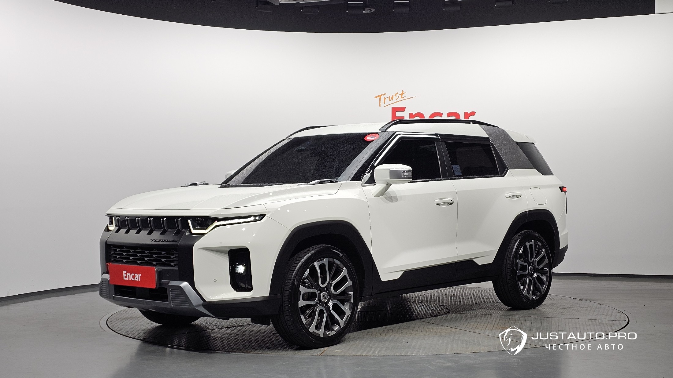 Автомобиль KG_Mobility_Ssangyong Torres