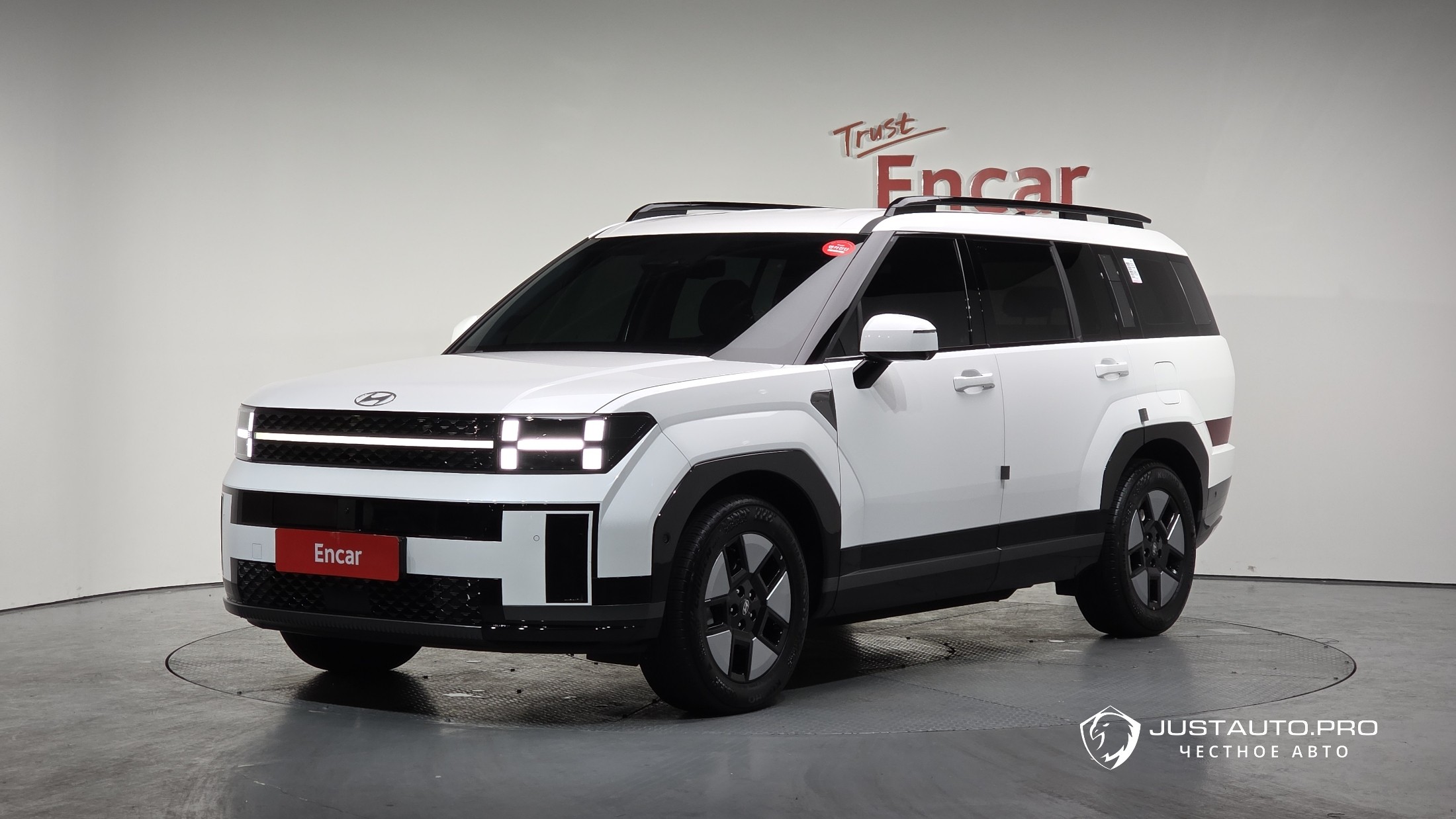 Автомобиль Hyundai Santafe