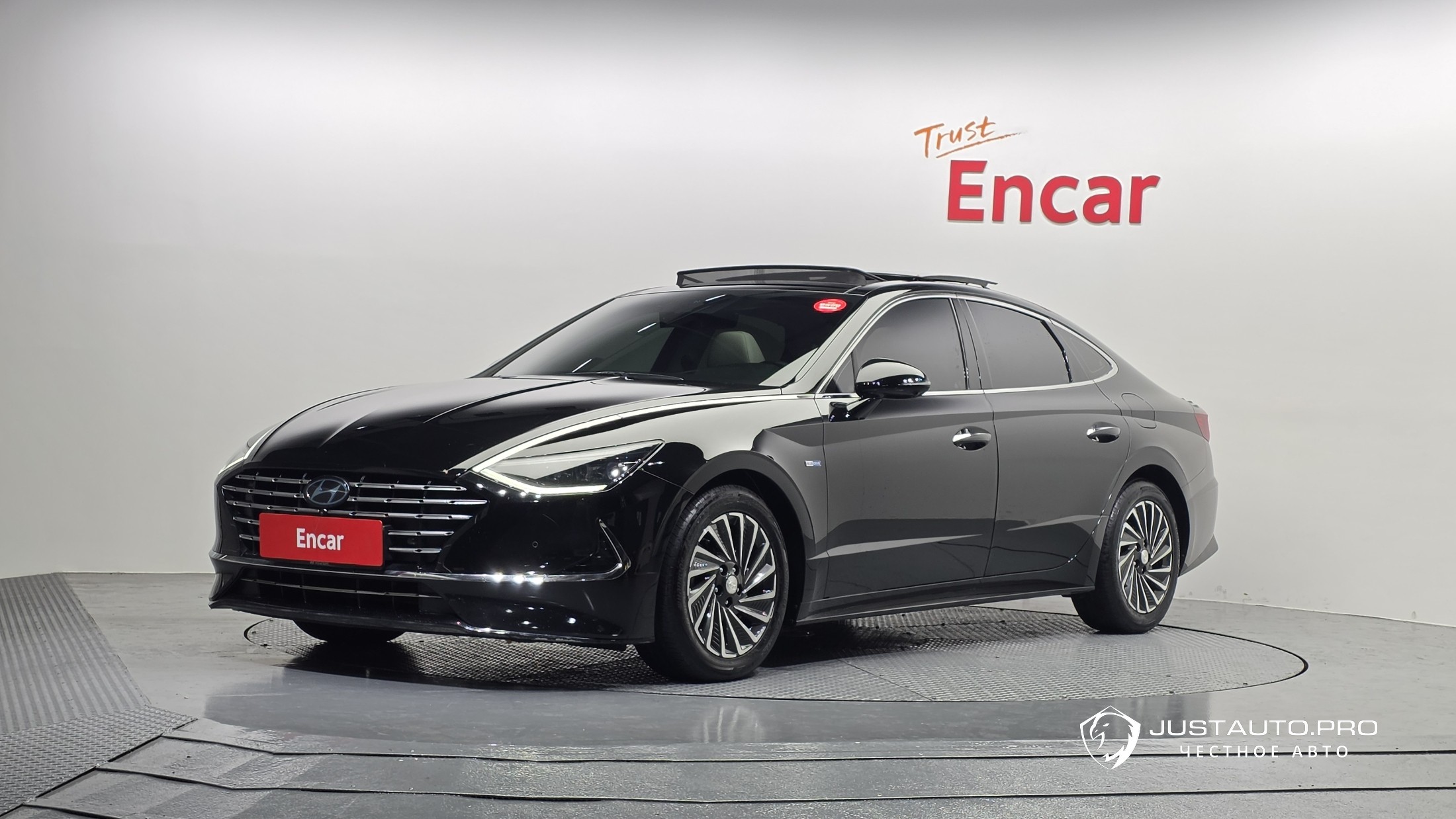 Автомобиль Hyundai Sonata