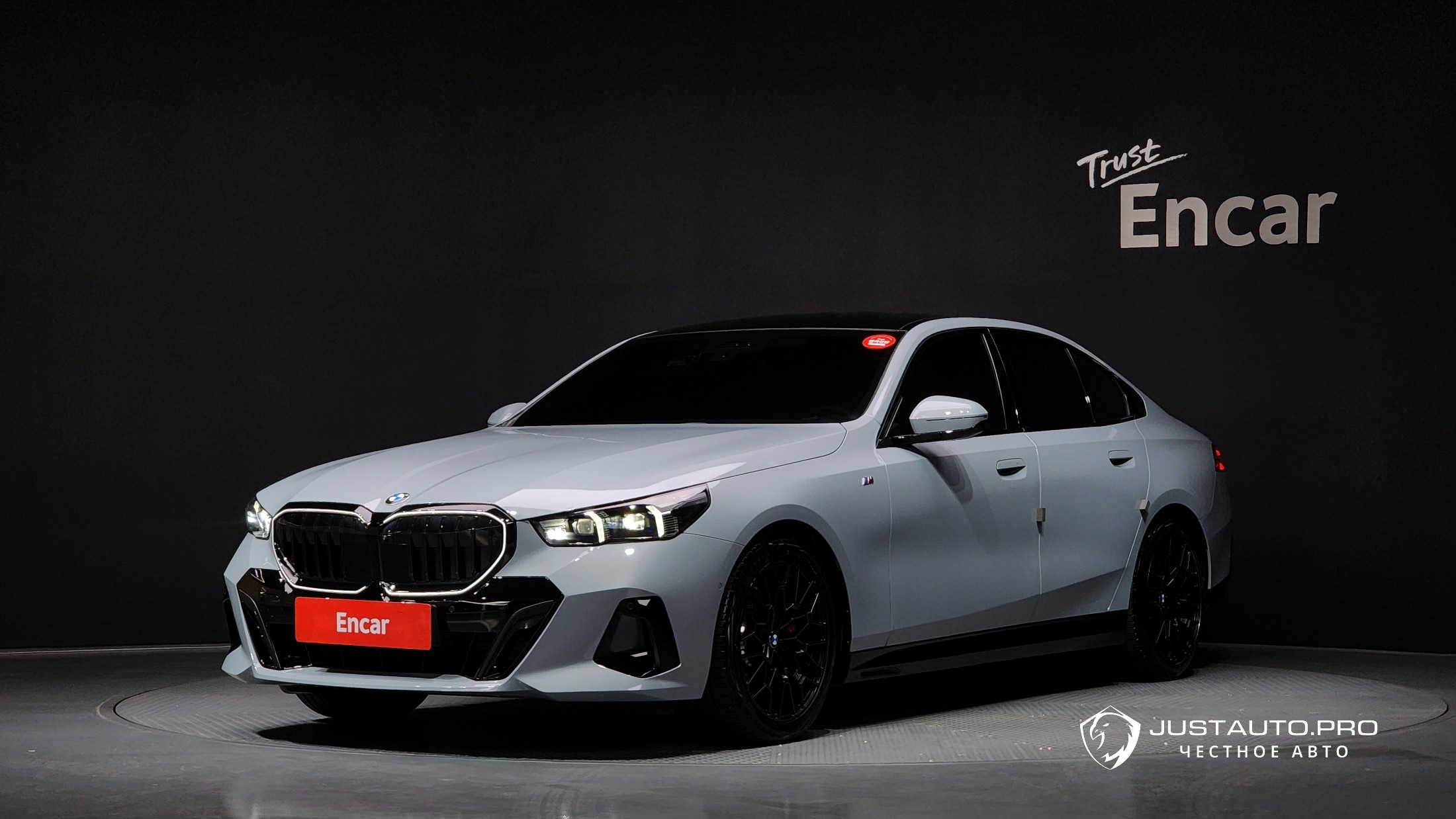 Автомобиль BMW 5-Series