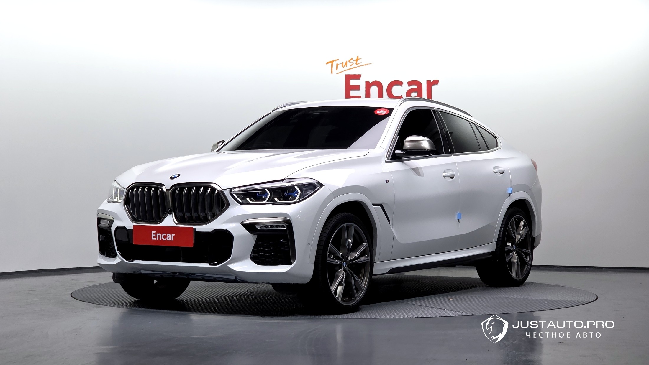 Автомобиль BMW X6