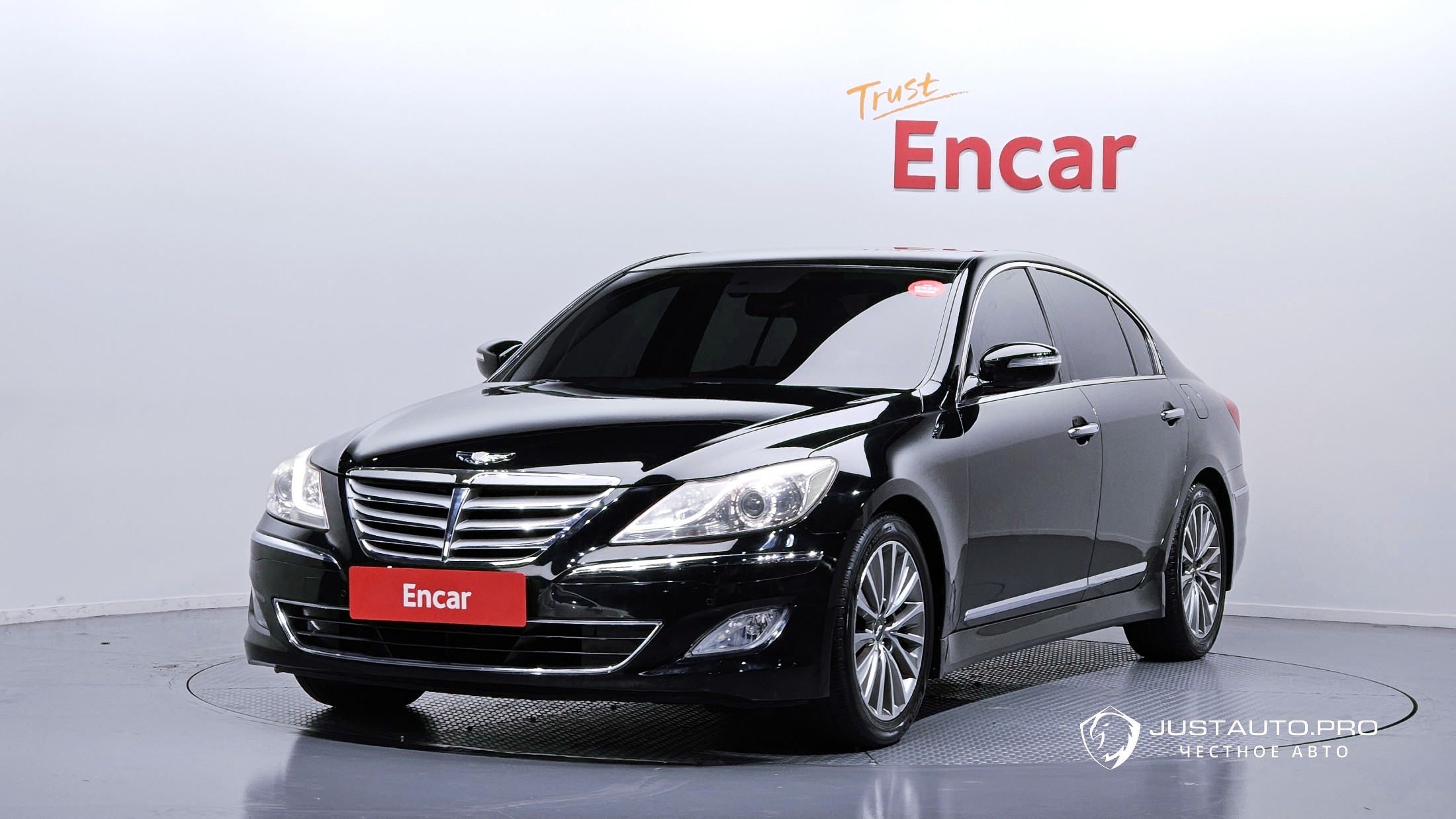 Автомобиль Hyundai Genesis
