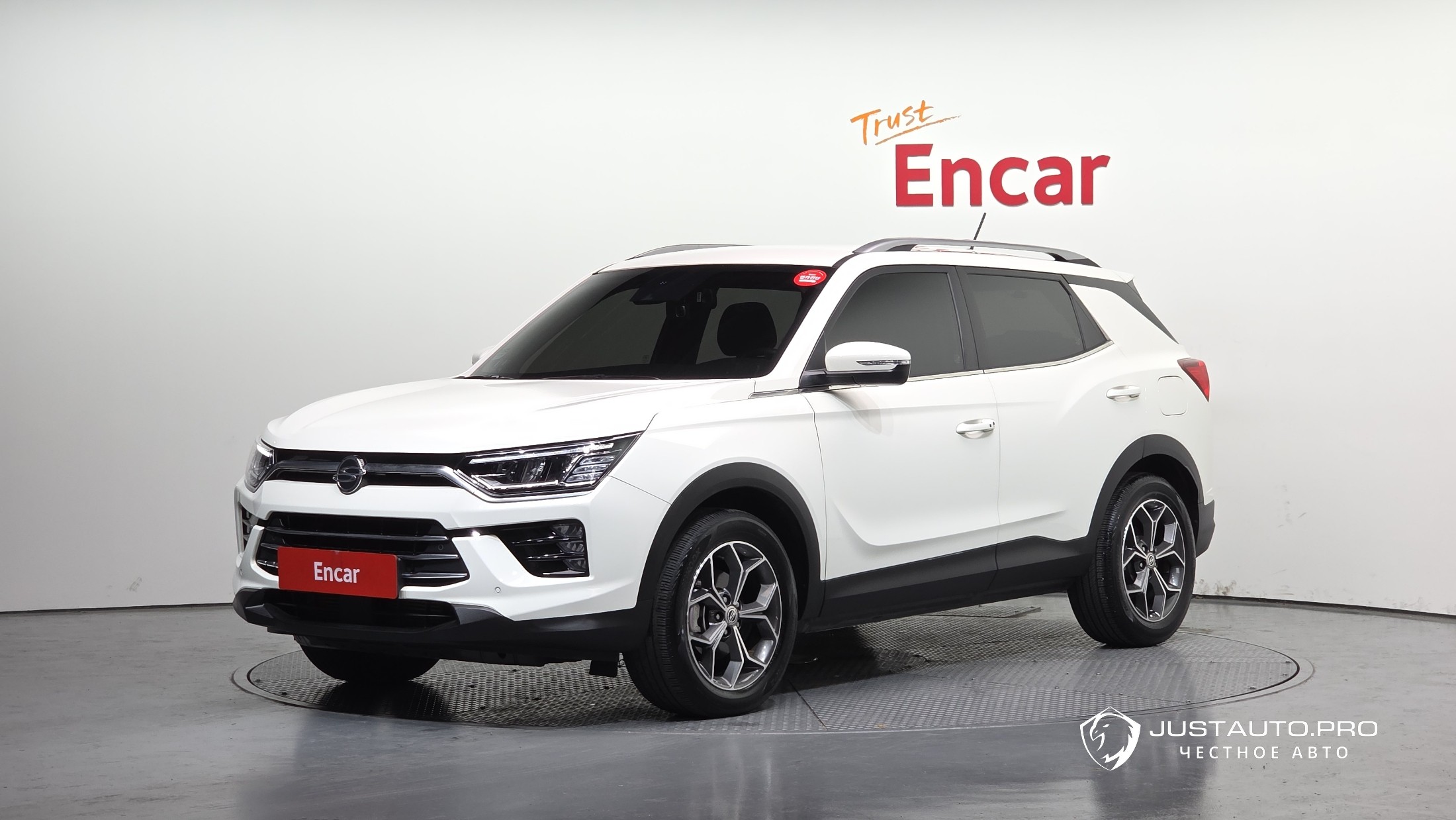 Автомобиль KG_Mobility_Ssangyong KORANDO