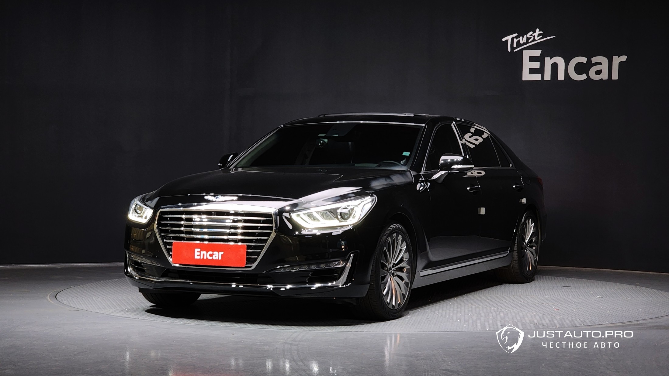 Автомобиль Genesis EQ900