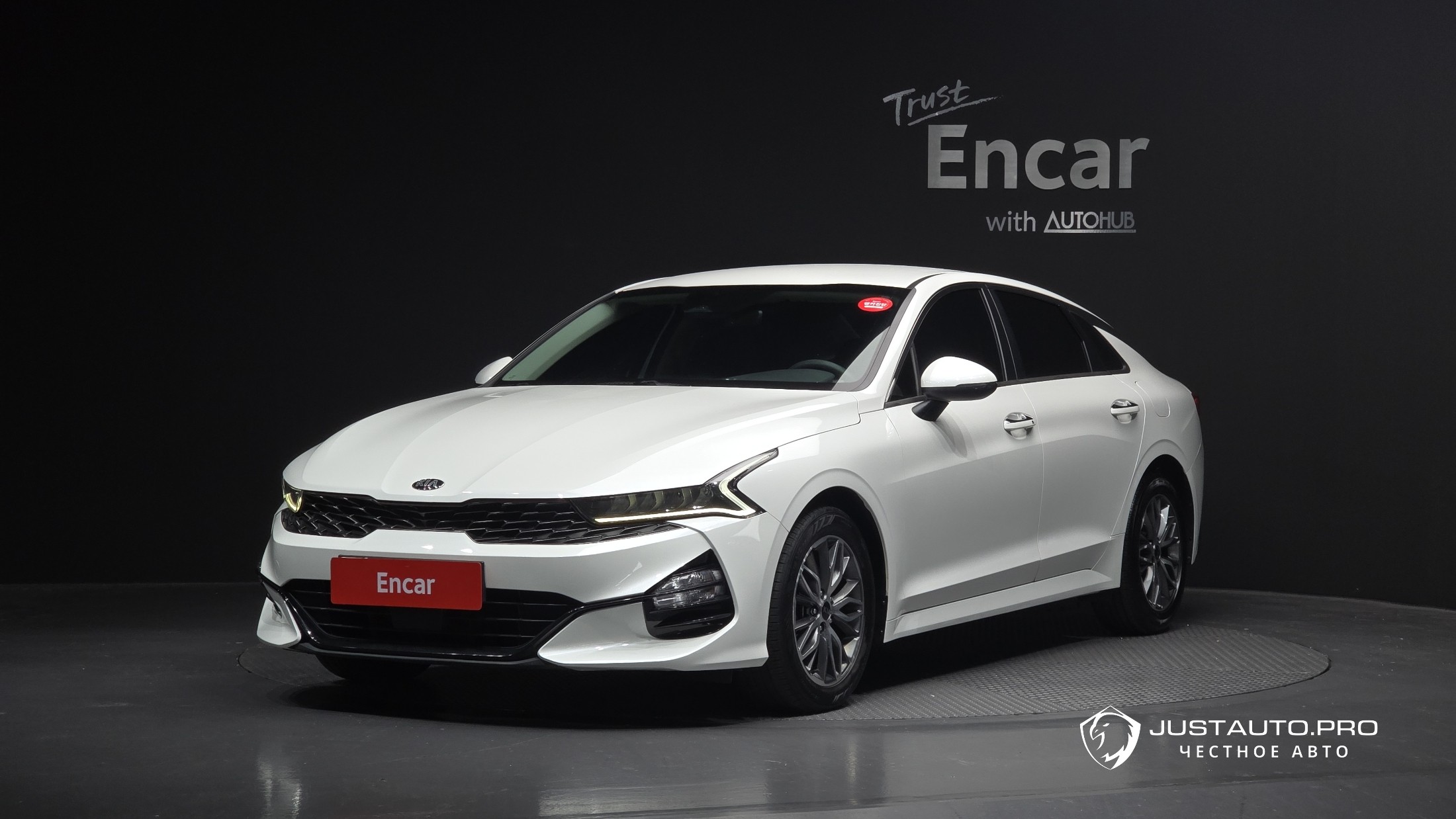 Автомобиль Kia K5