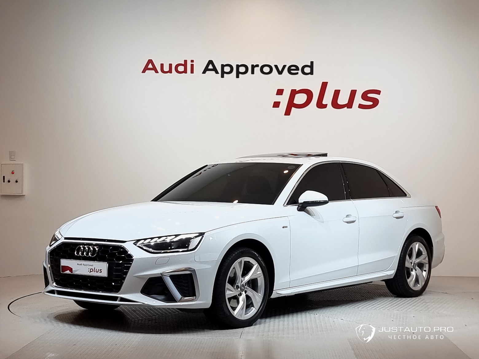 Автомобиль Audi A4