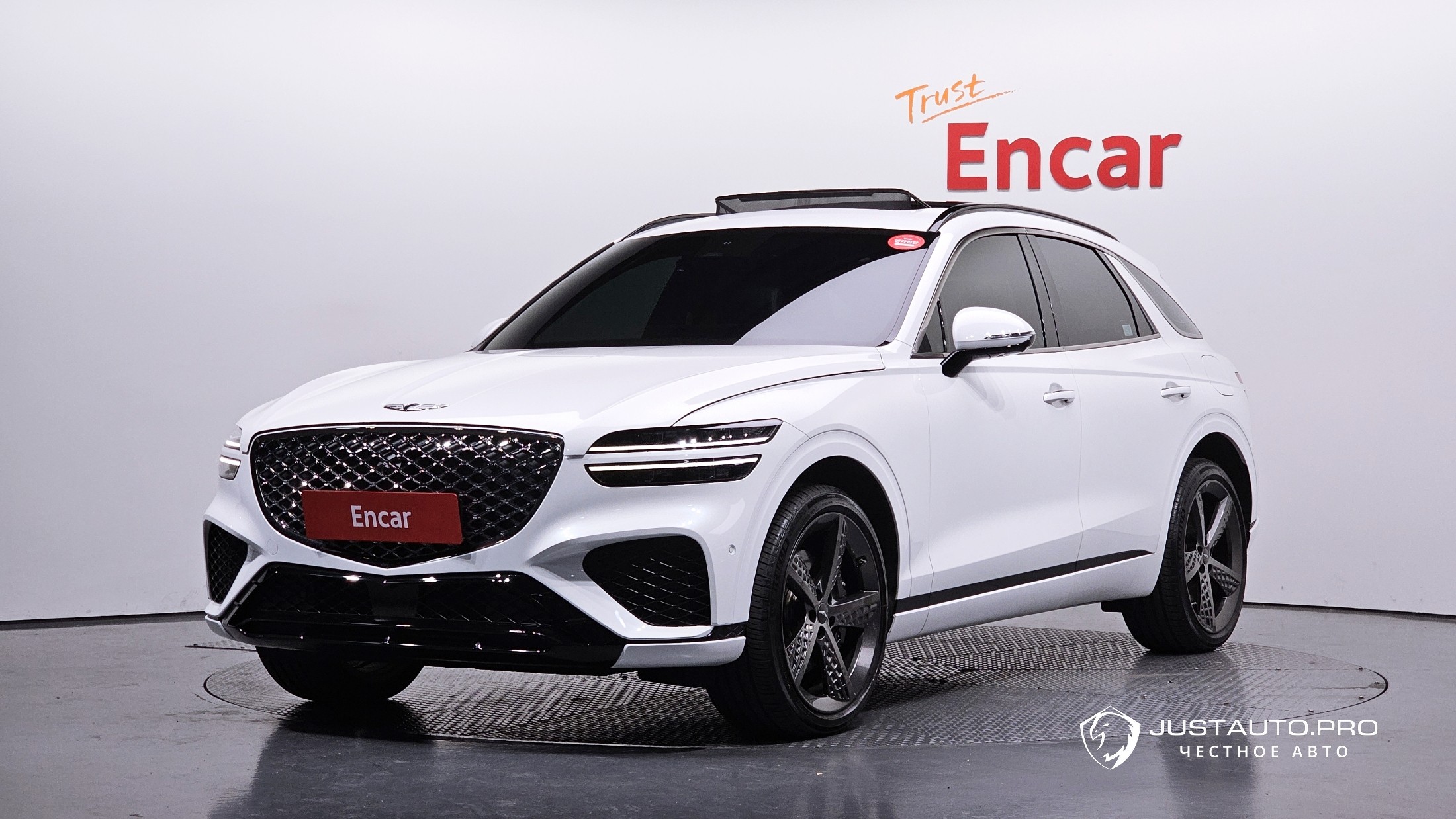 Автомобиль Genesis GV70