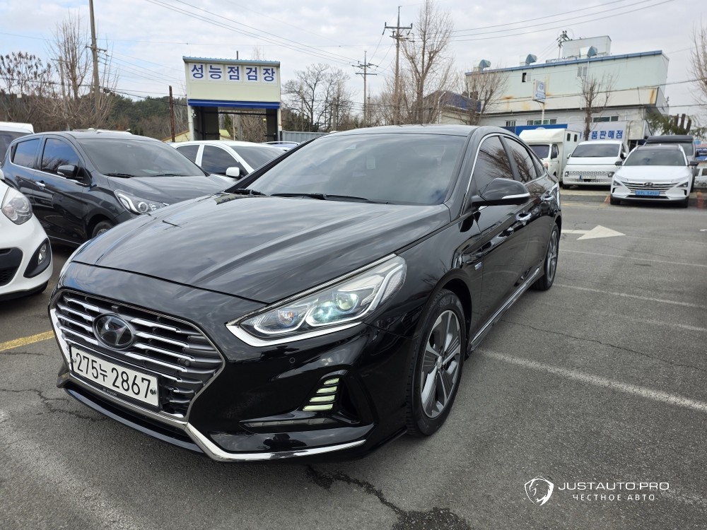Автомобиль Hyundai Sonata