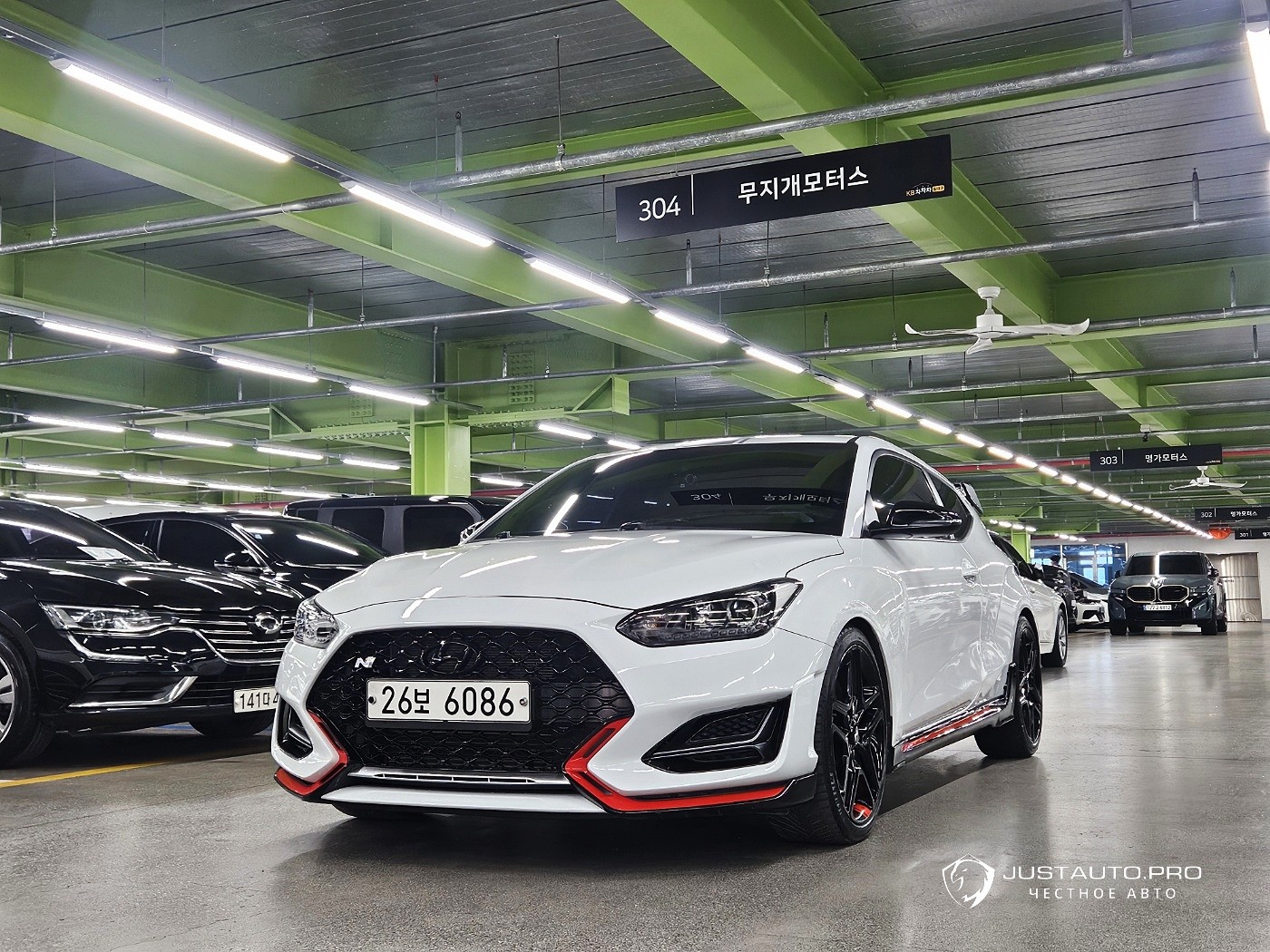 Автомобиль Hyundai Veloster