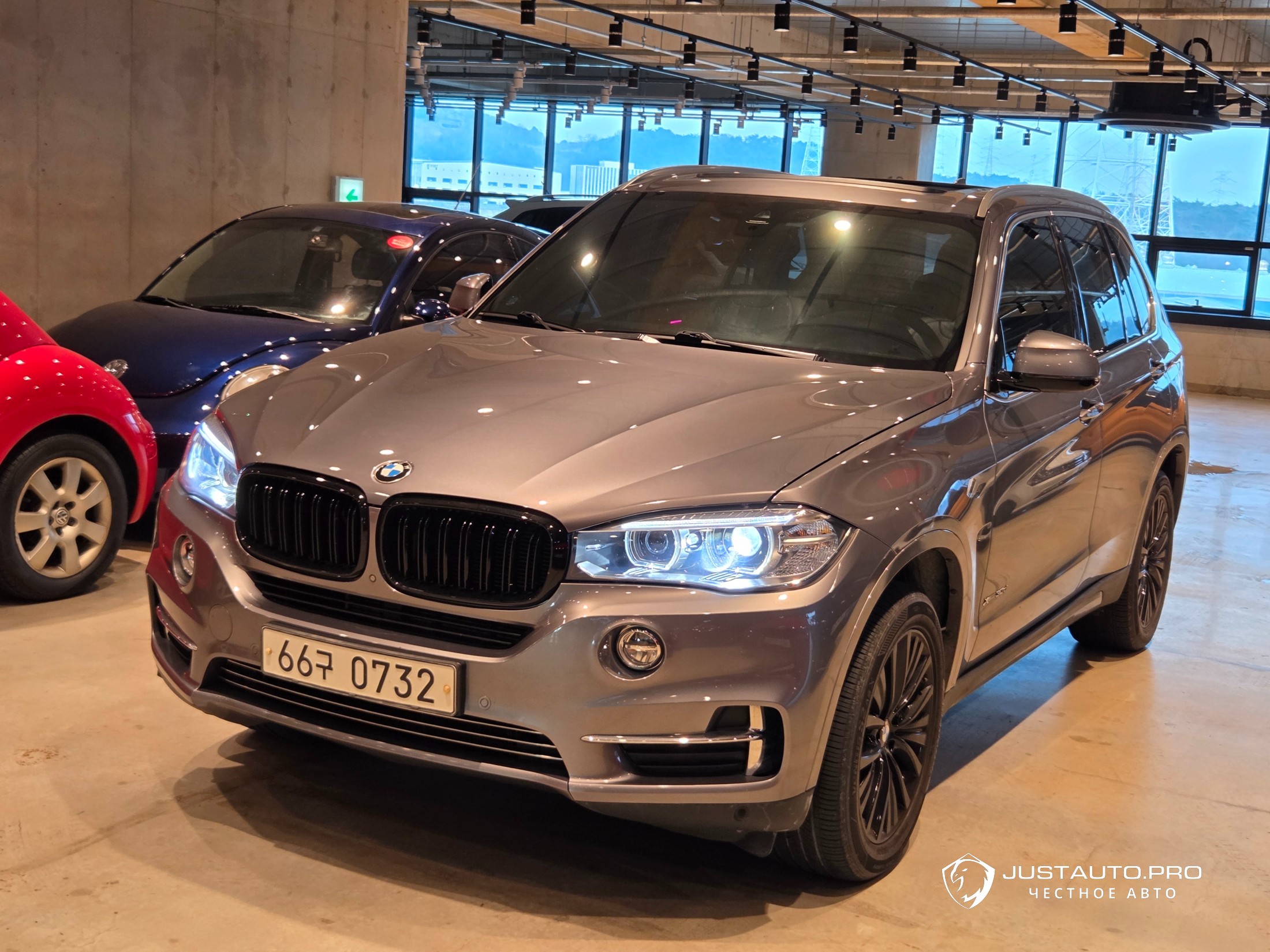 Автомобиль BMW X5