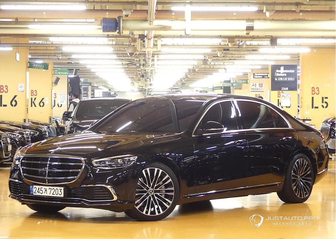 Автомобиль Mercedes-Benz S-Class