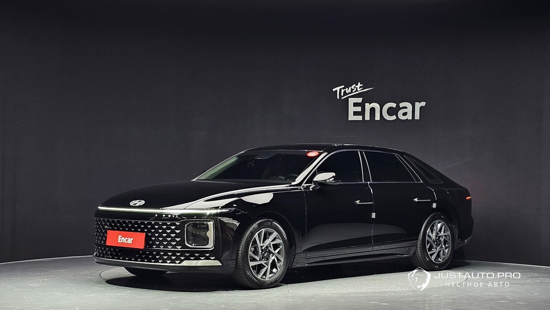 Автомобиль Hyundai Grandeur