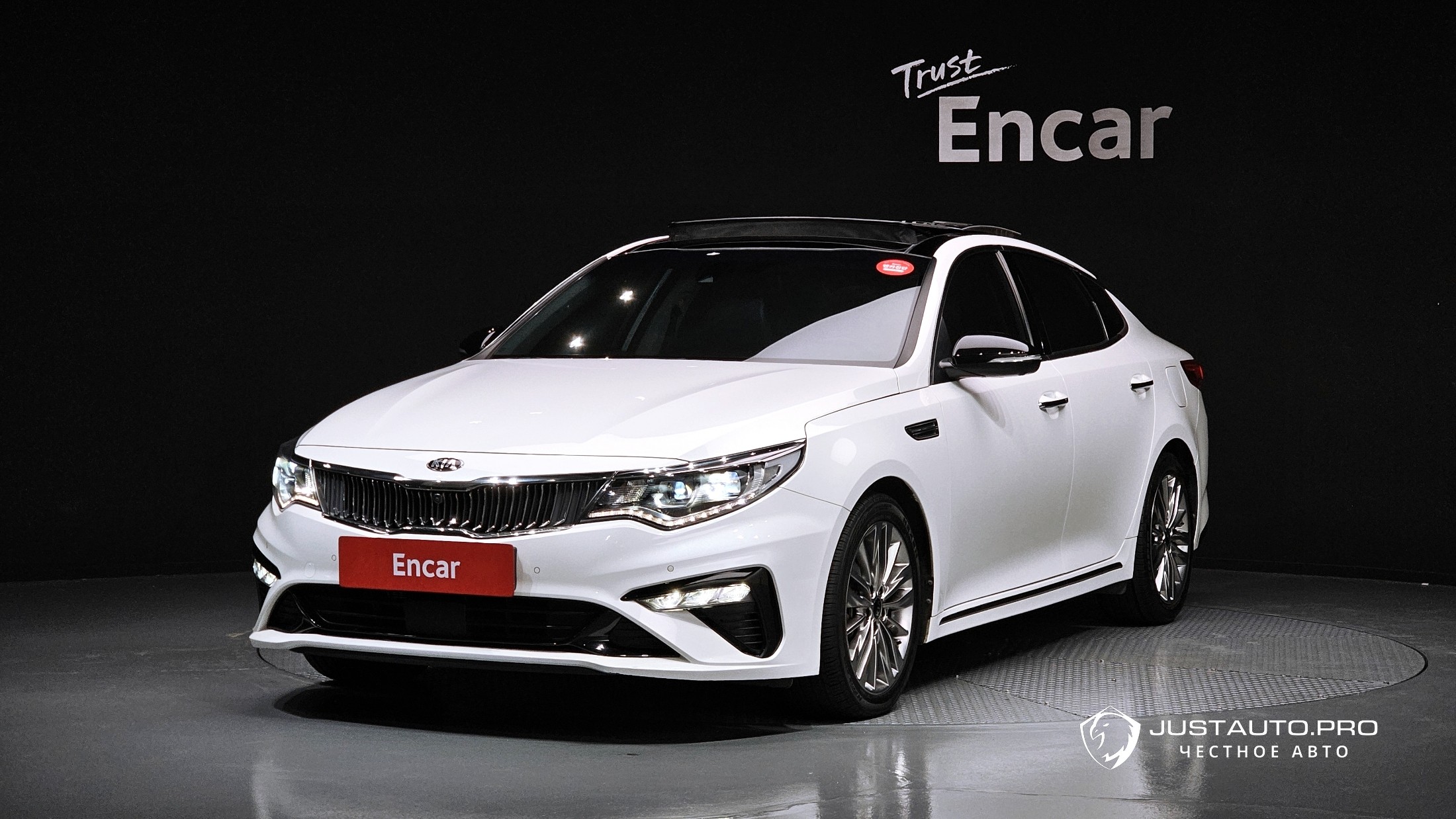 Автомобиль Kia K5