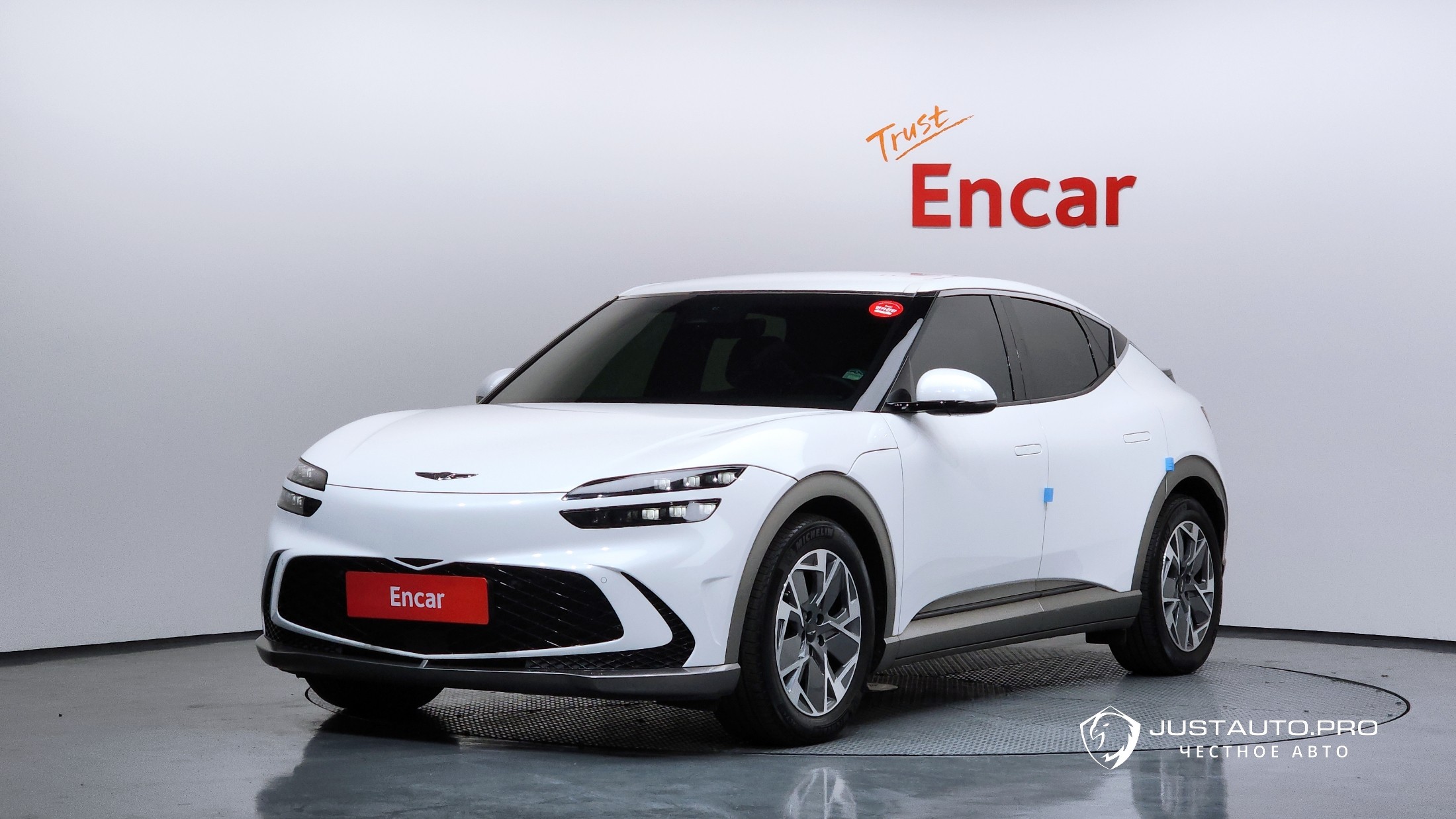 Автомобиль Genesis GV60