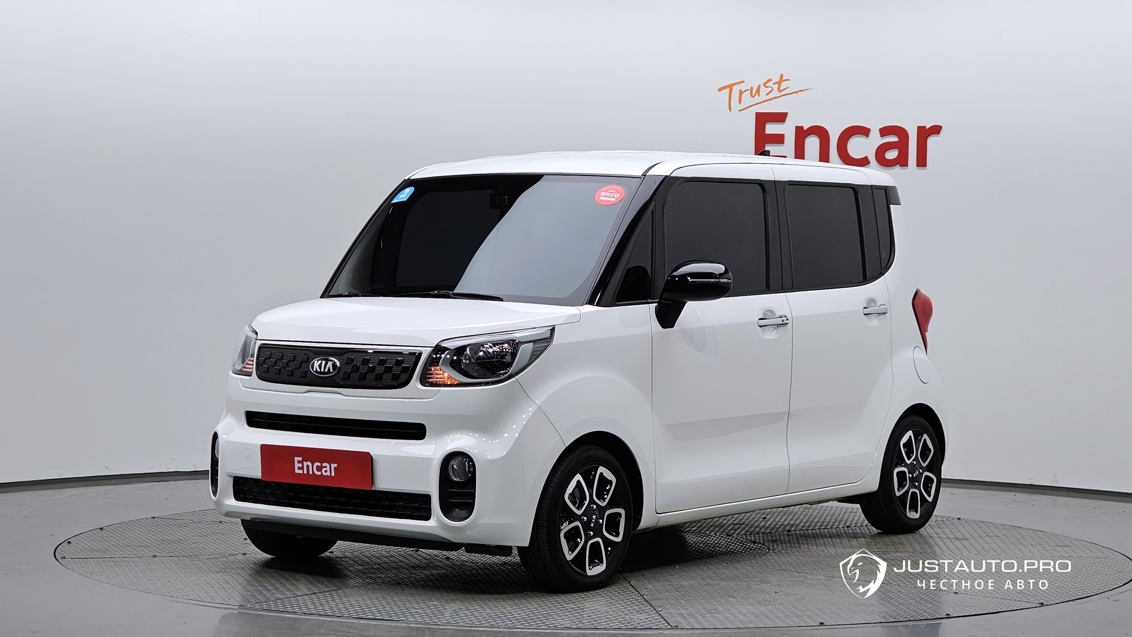 Автомобиль Kia RAY