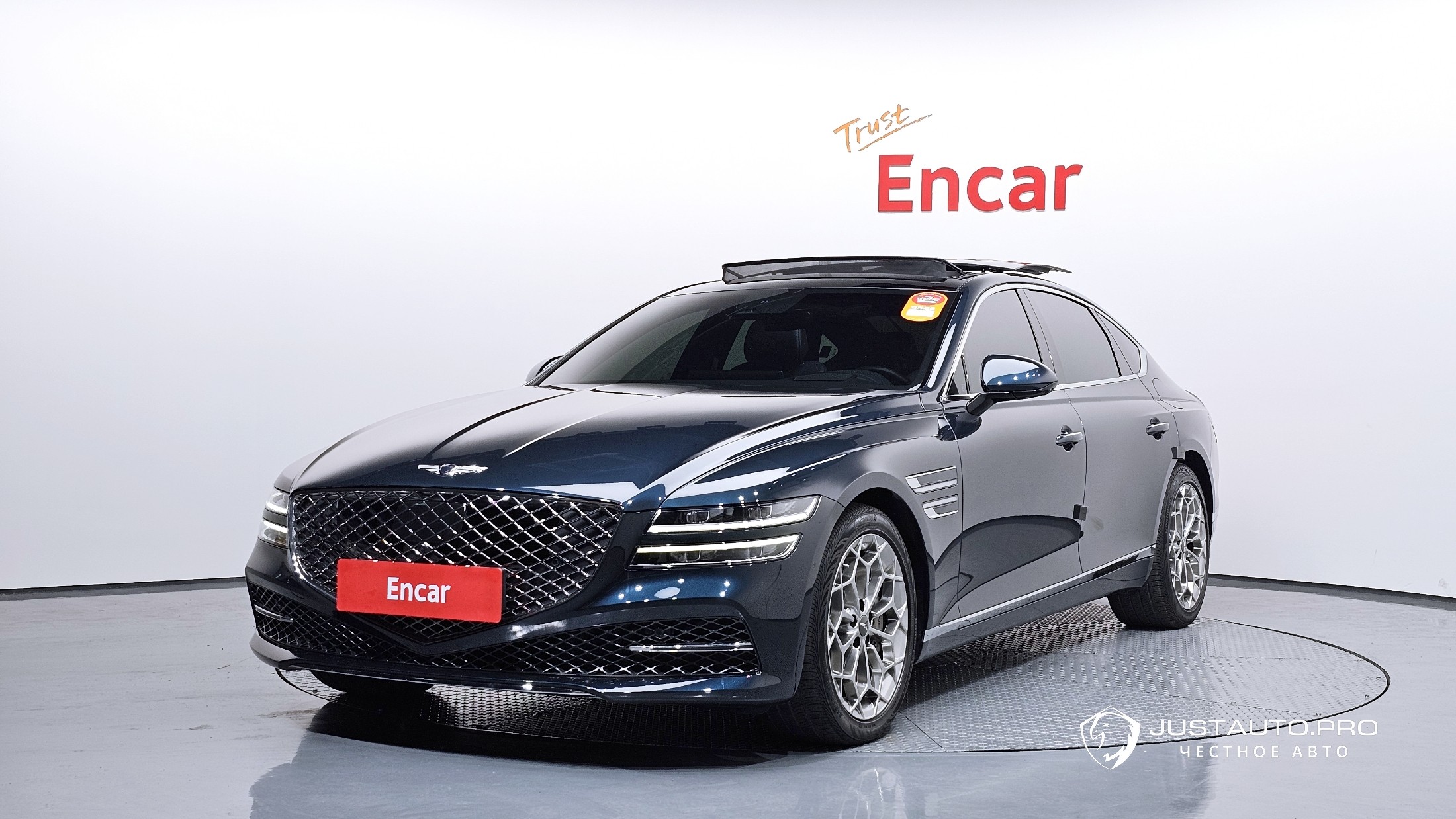 Автомобиль Genesis G80