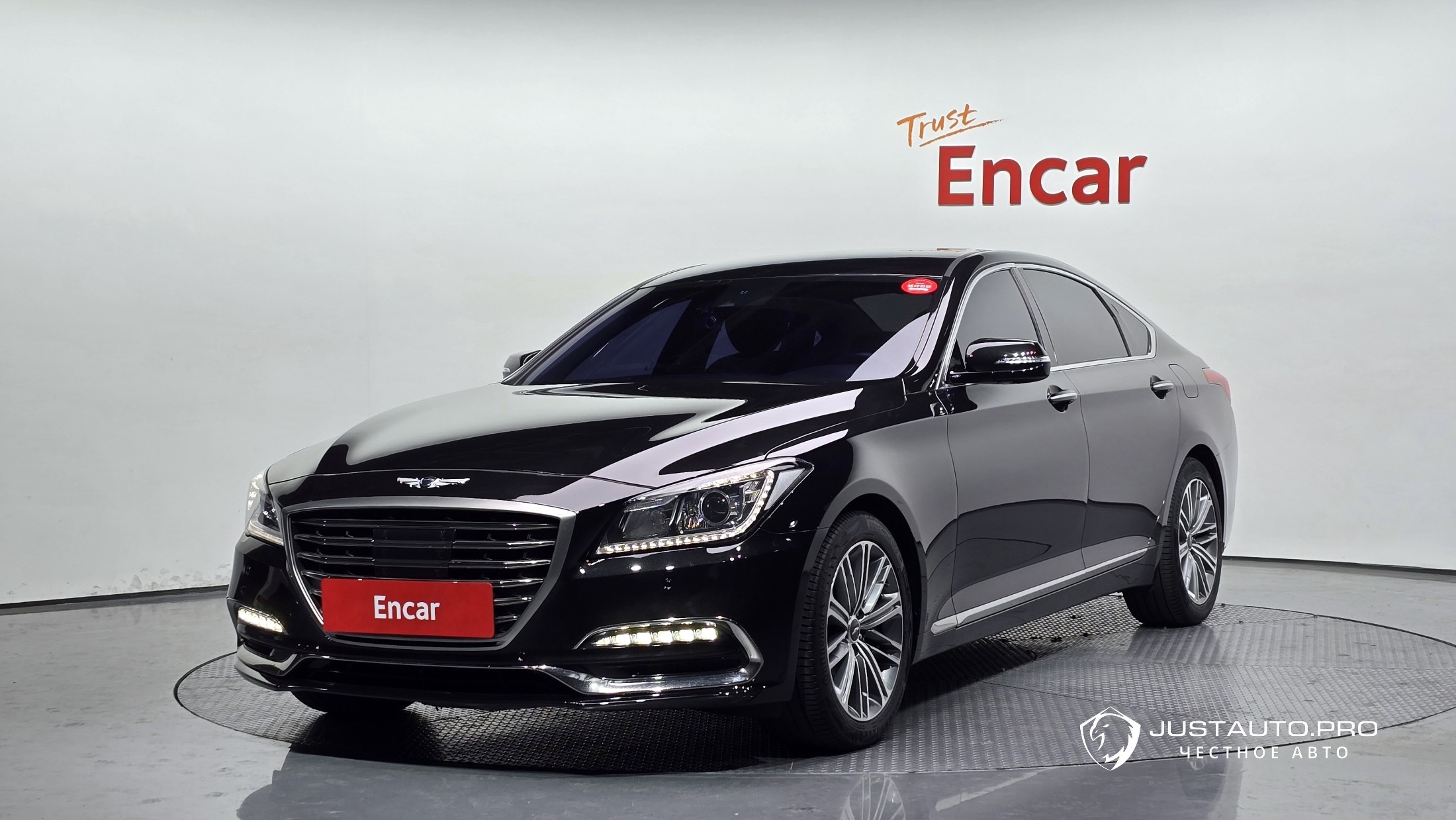 Автомобиль Genesis G80