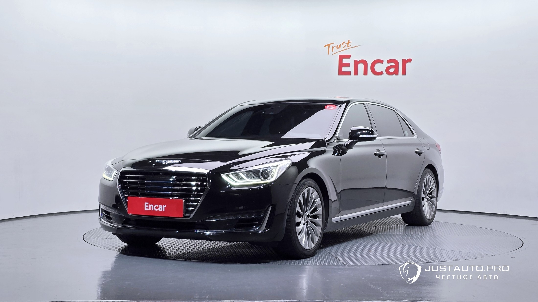 Автомобиль Genesis EQ900