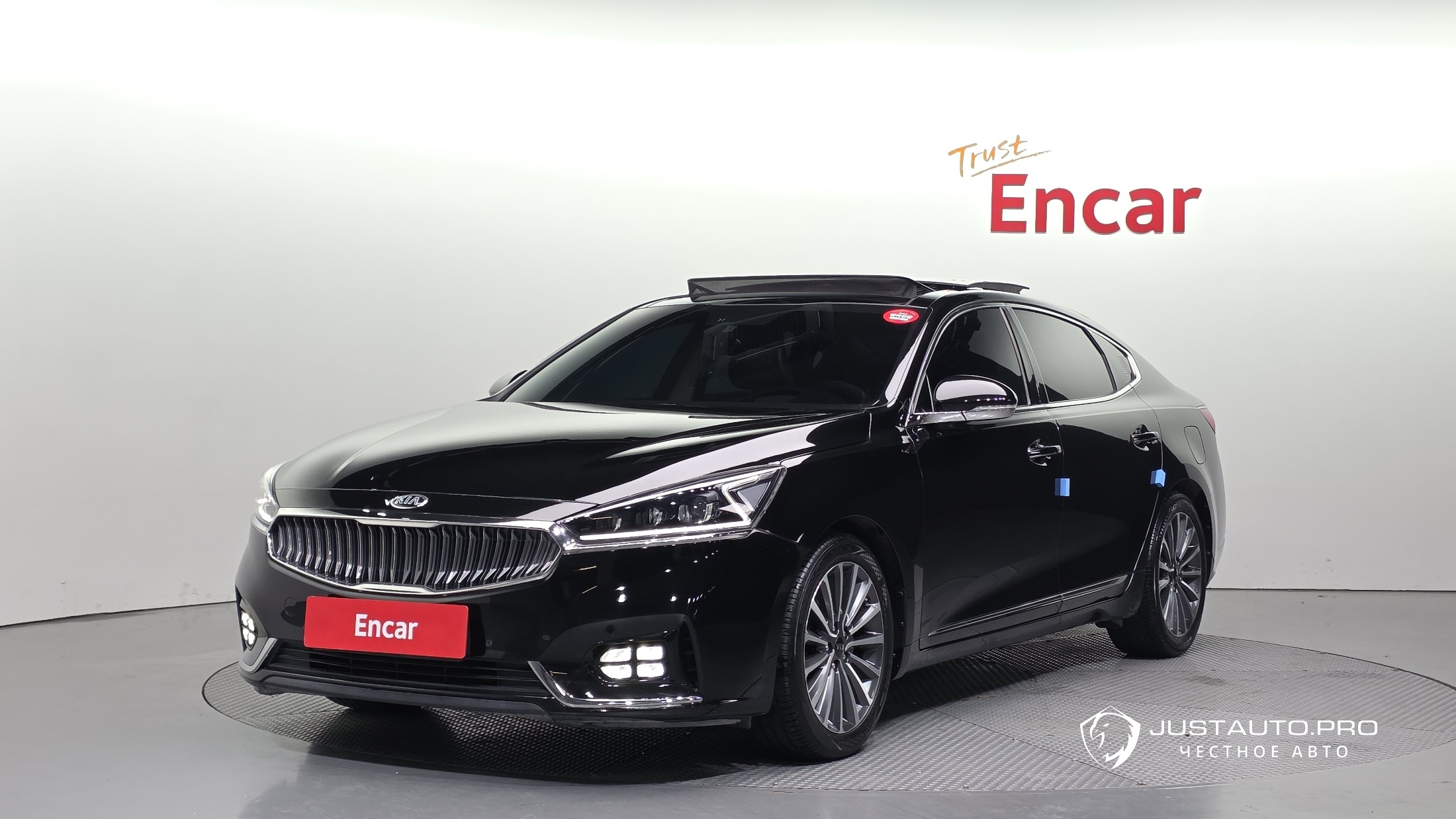 Автомобиль Kia K7