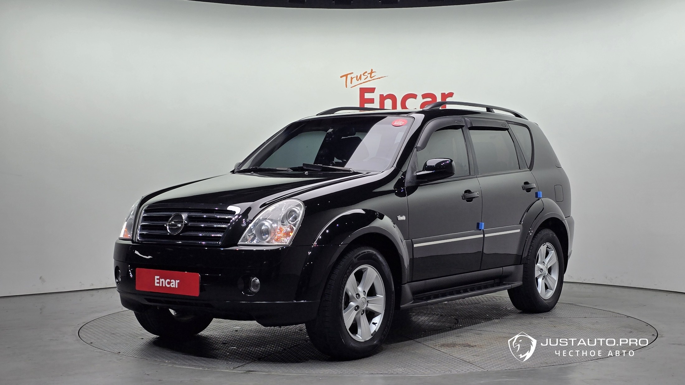 Автомобиль KG_Mobility_Ssangyong Rexton