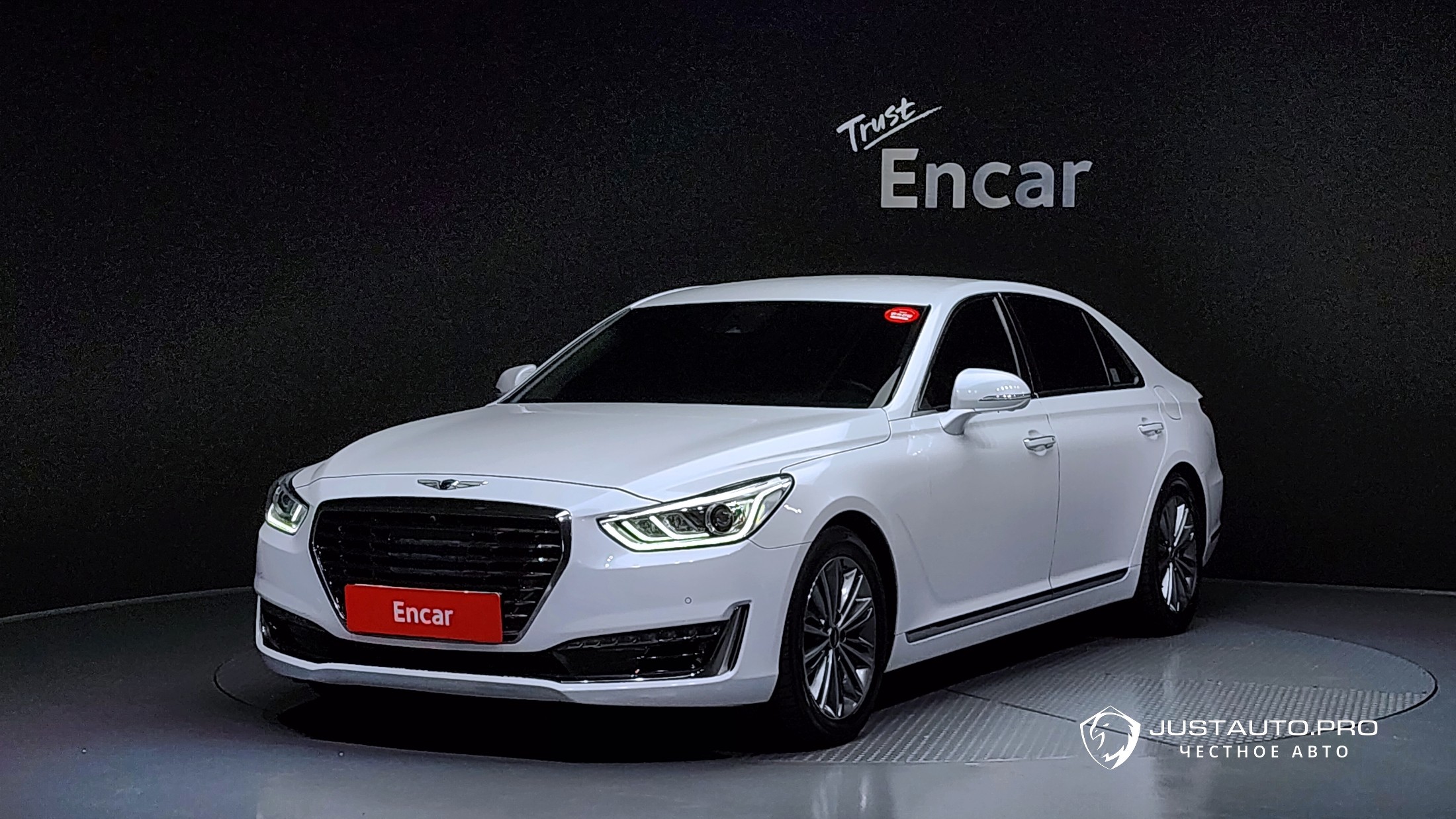 Автомобиль Genesis EQ900