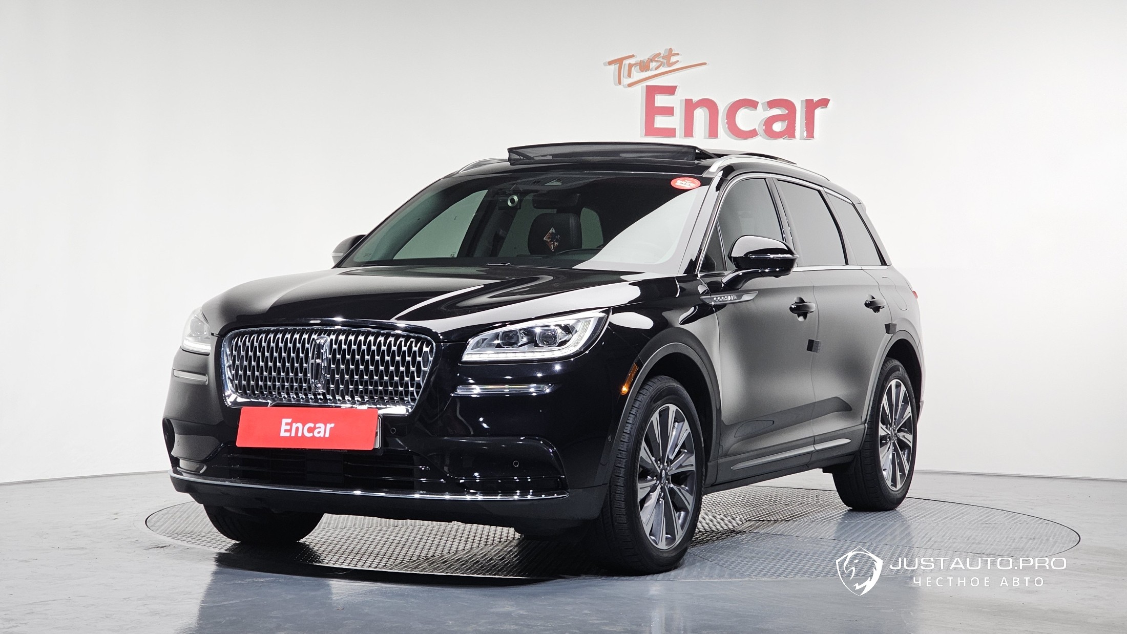 Автомобиль Lincoln Corsair