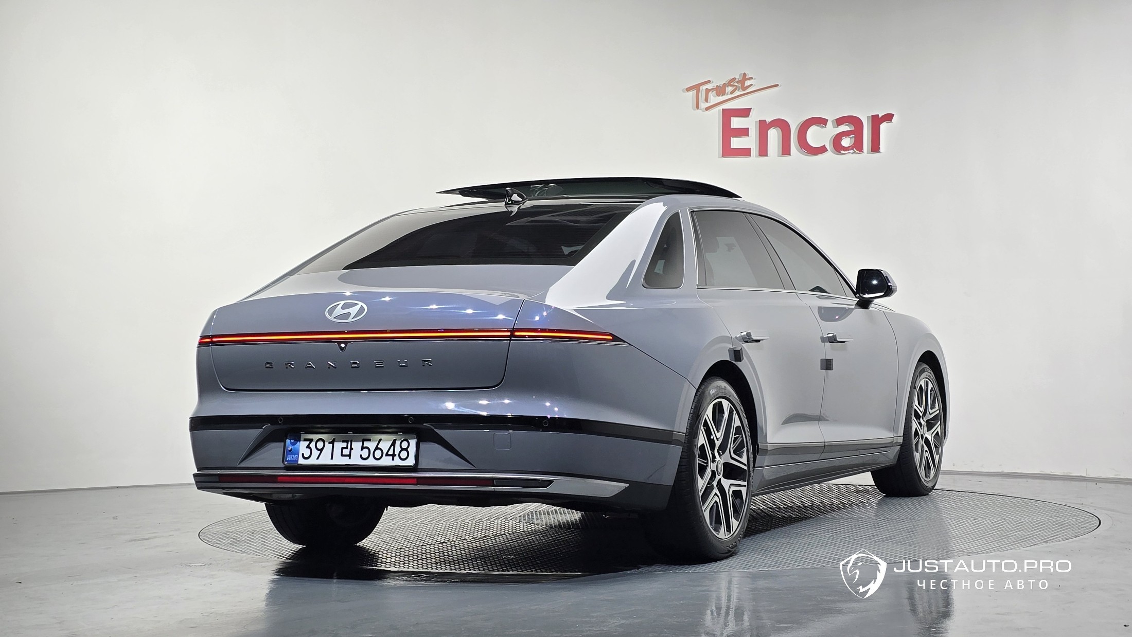 Автомобиль Hyundai Grandeur