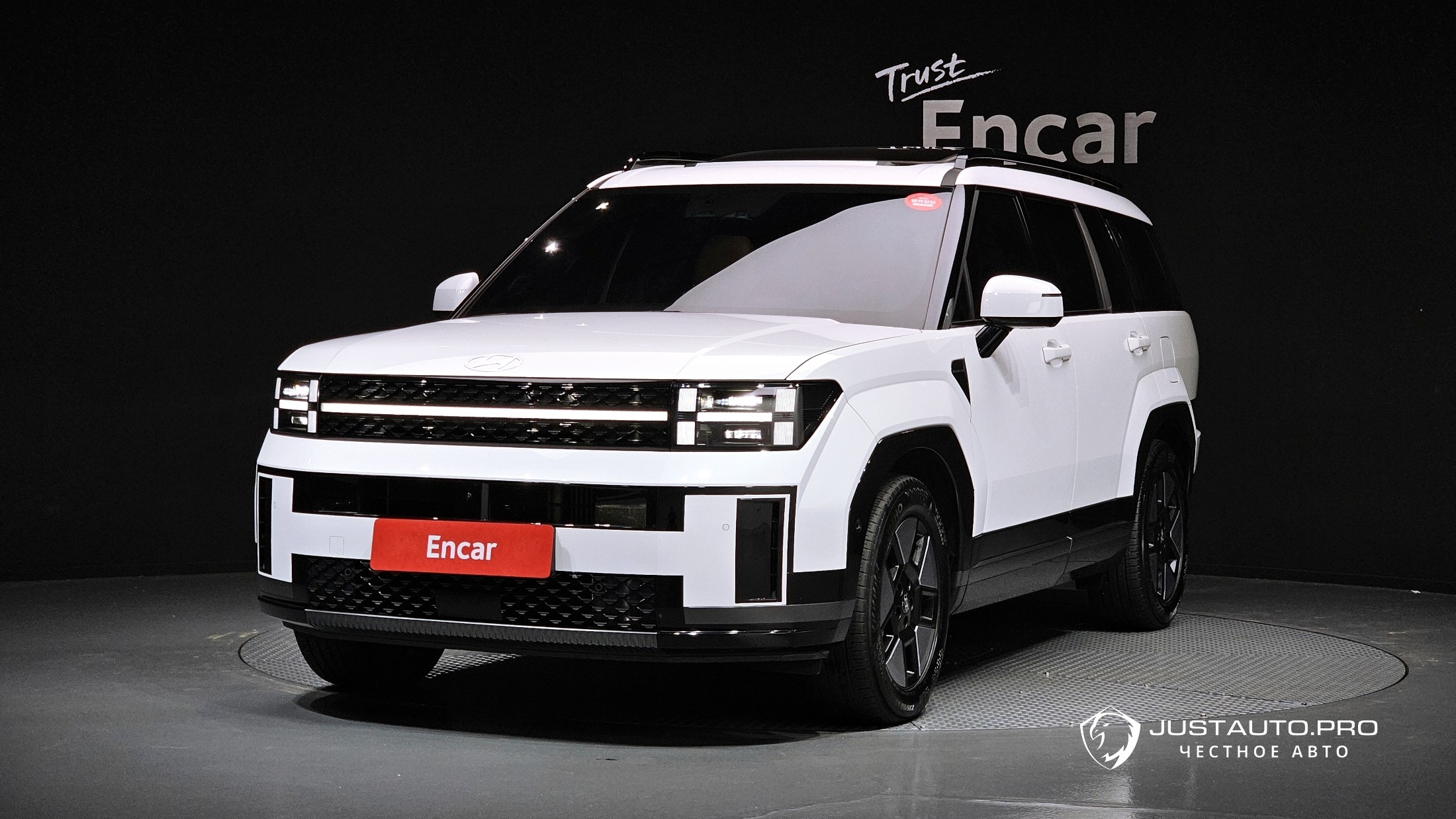 Автомобиль Hyundai Santafe