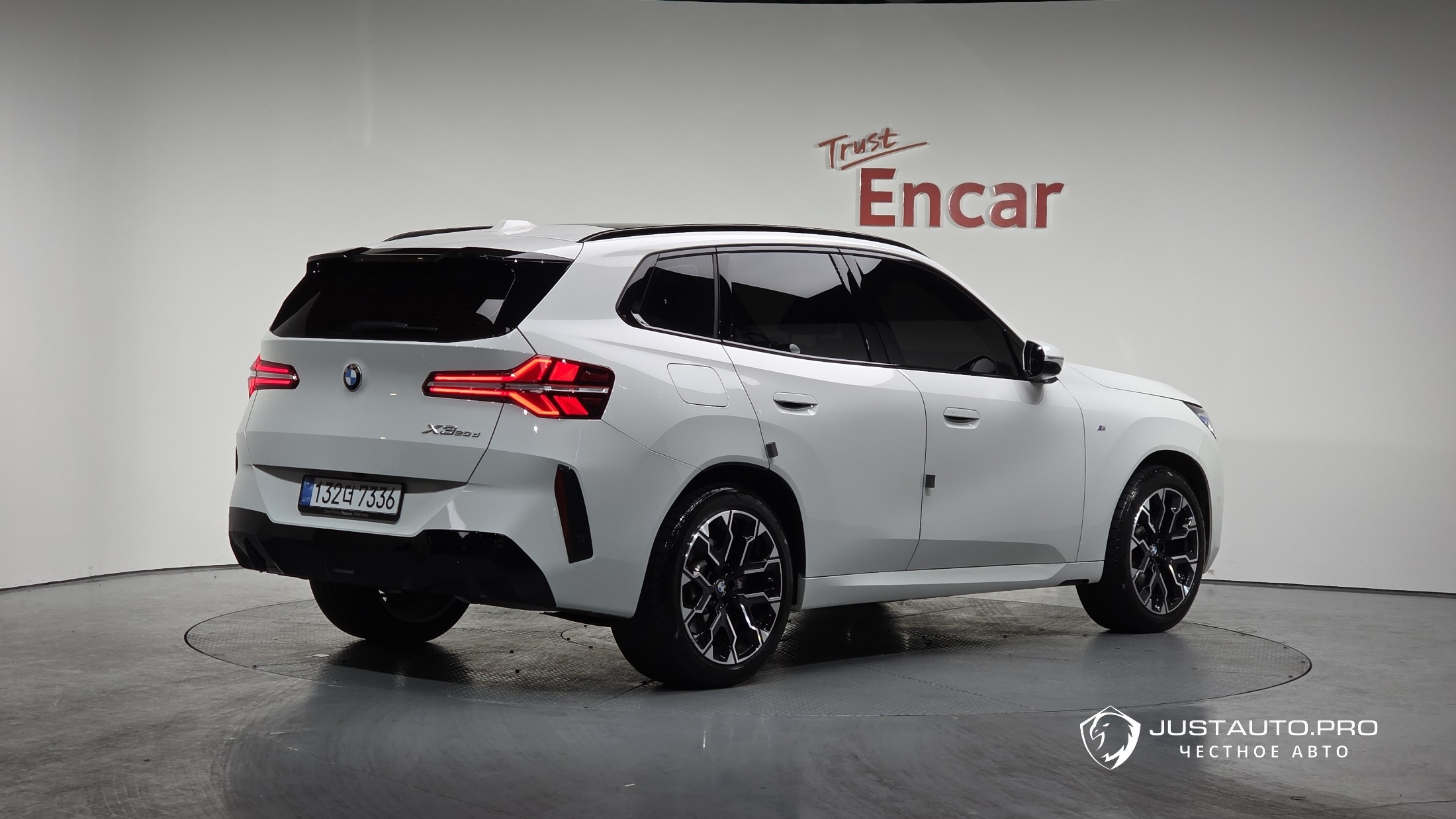 Автомобиль BMW X3