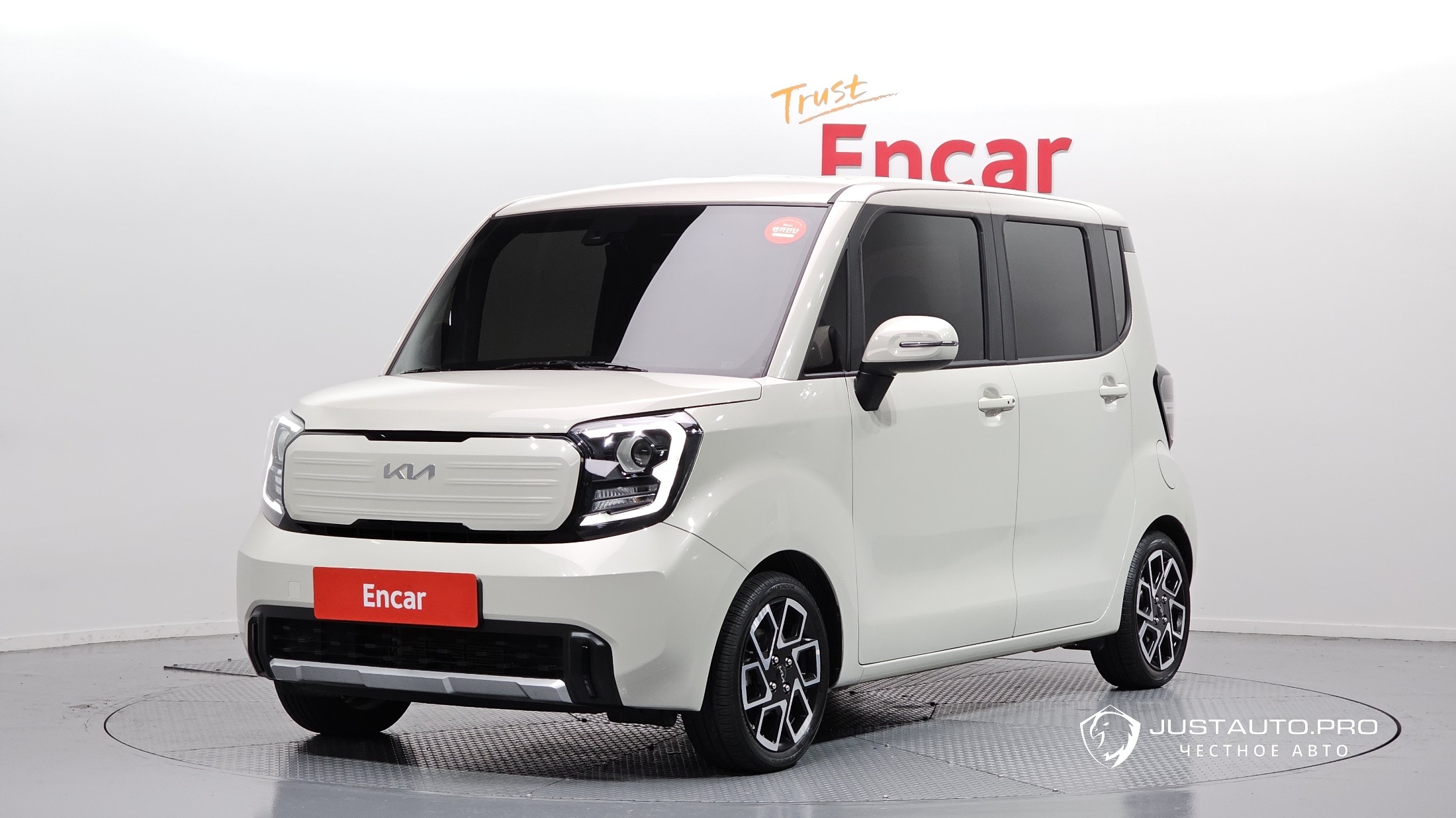 Автомобиль Kia RAY