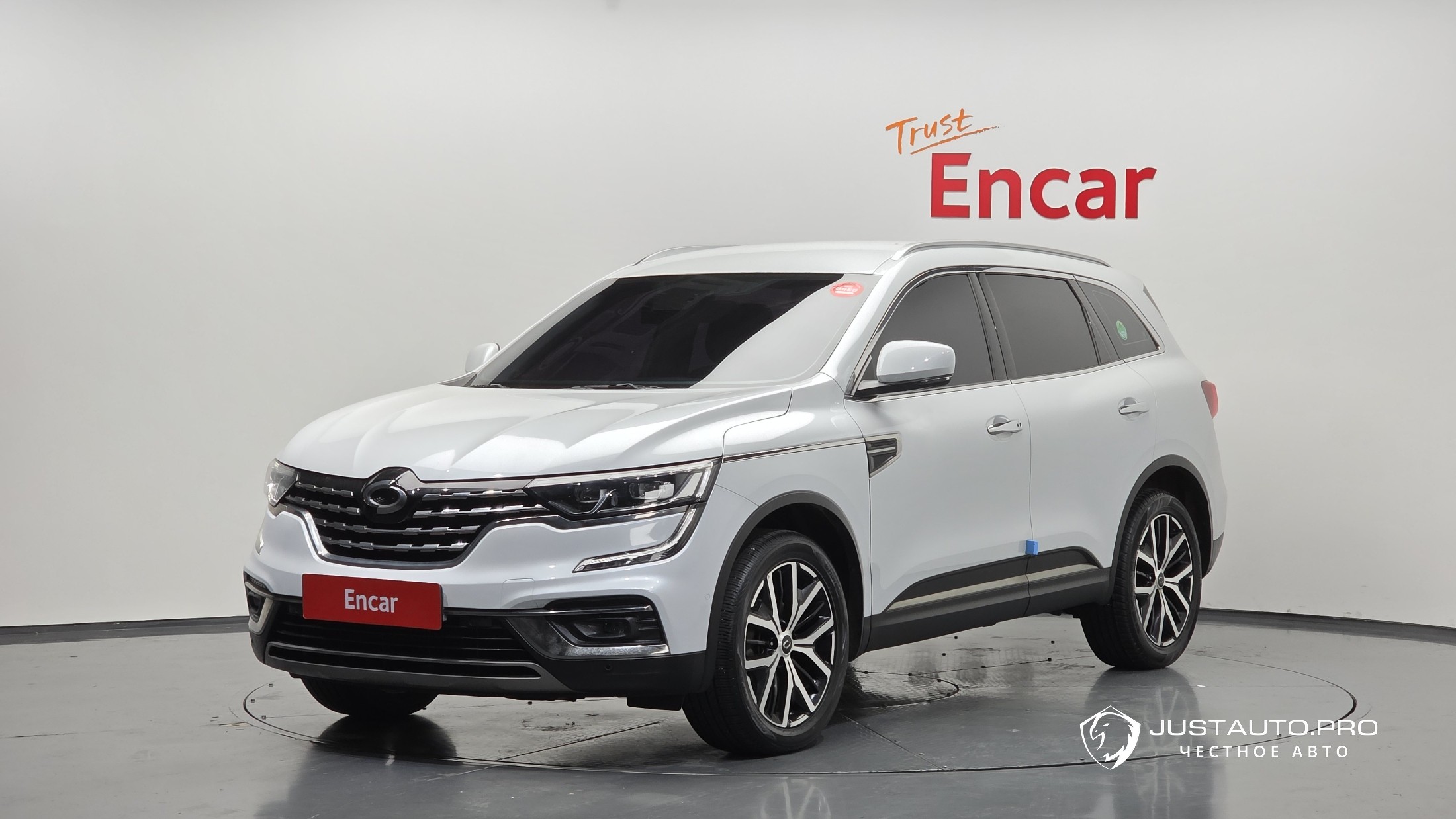 Автомобиль Renault-KoreaSamsung QM6