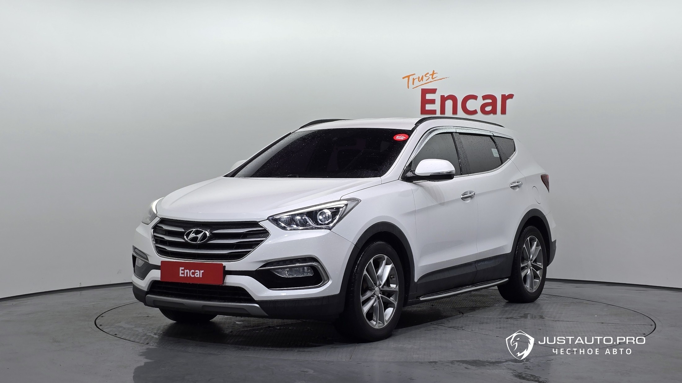 Автомобиль Hyundai Santafe