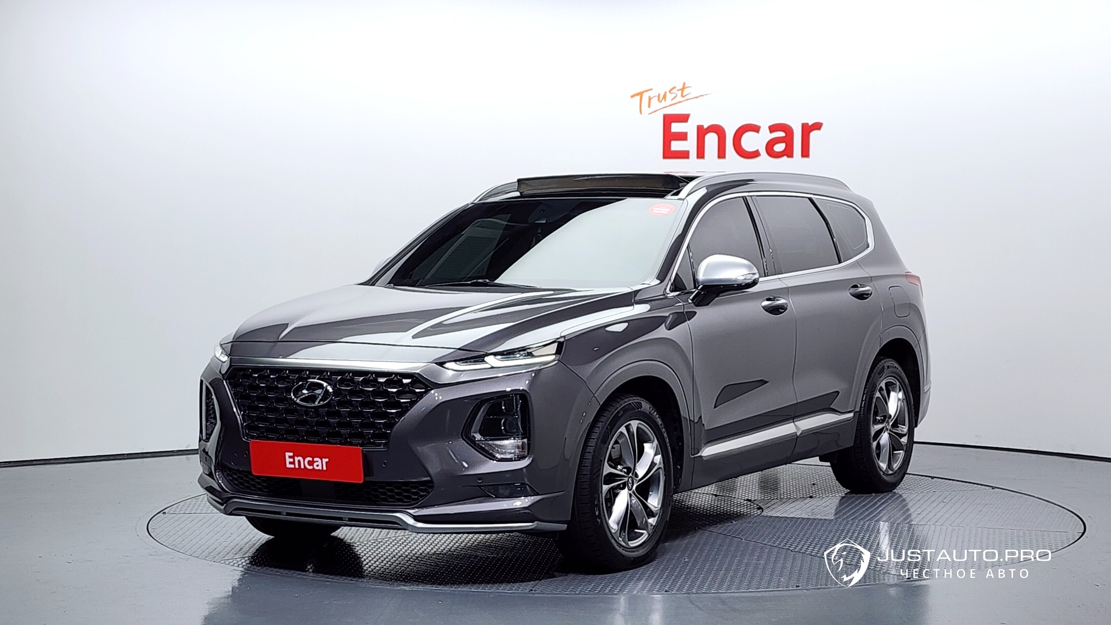 Автомобиль Hyundai Santafe