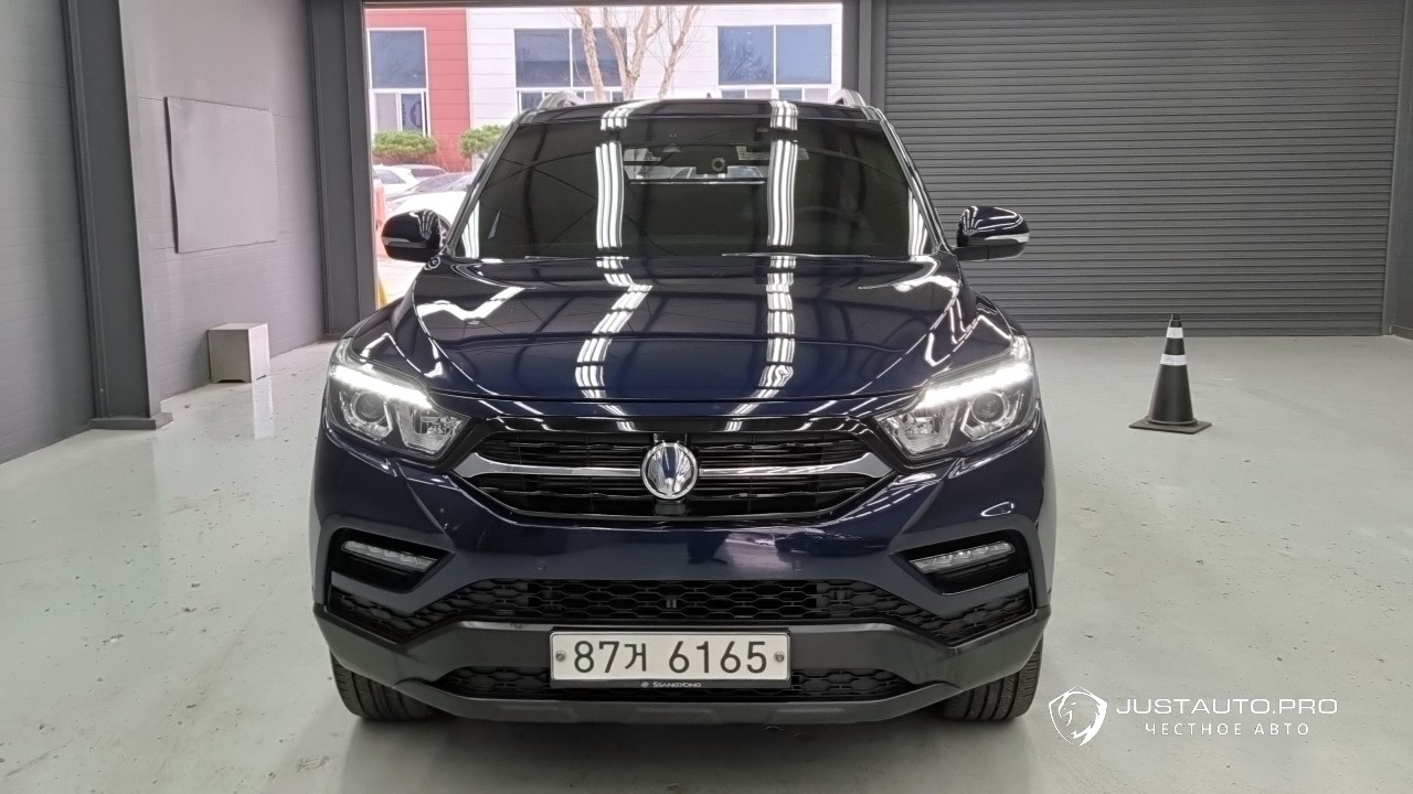 Автомобиль KG_Mobility_Ssangyong Rexton