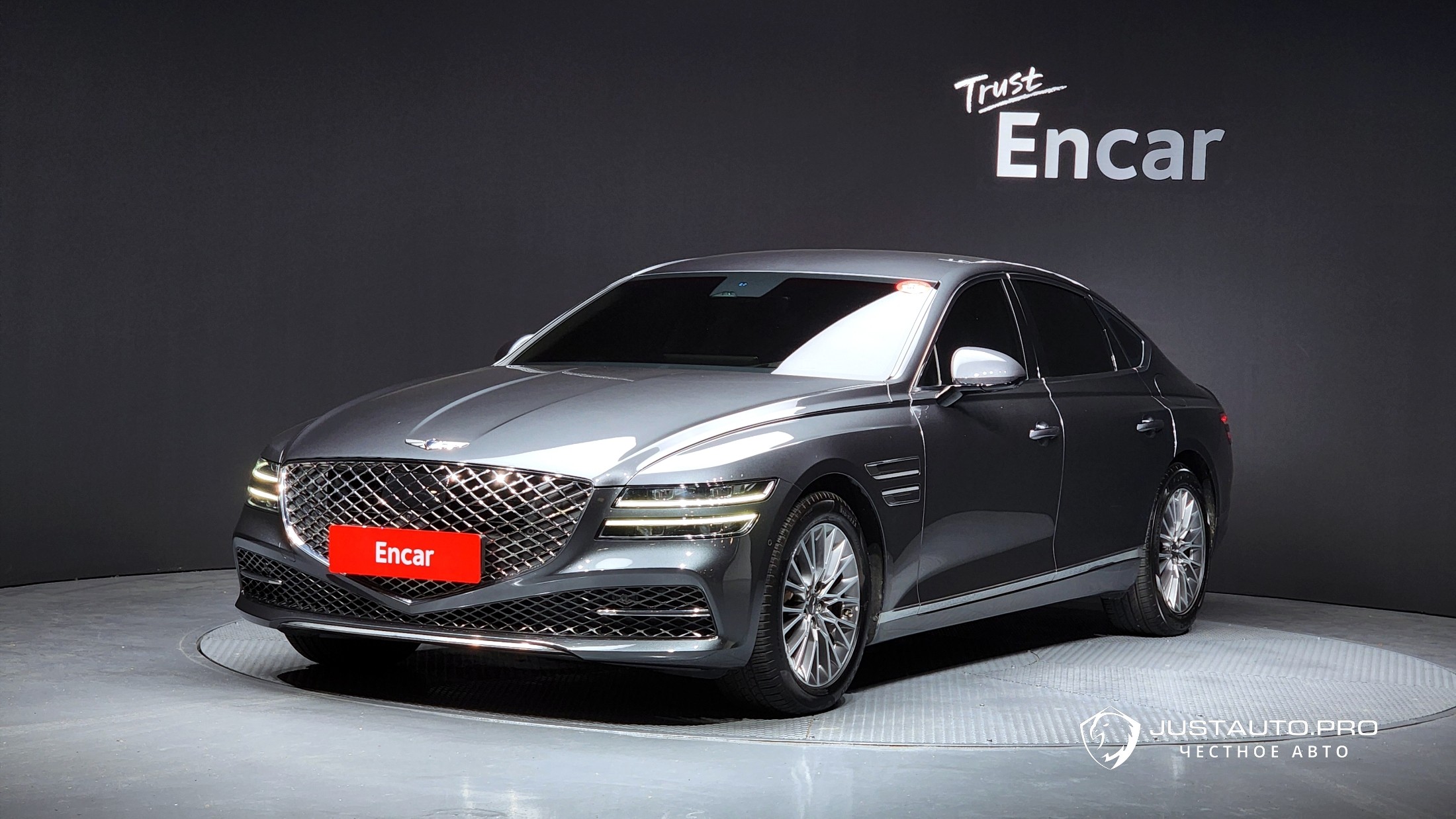 Автомобиль Genesis G80