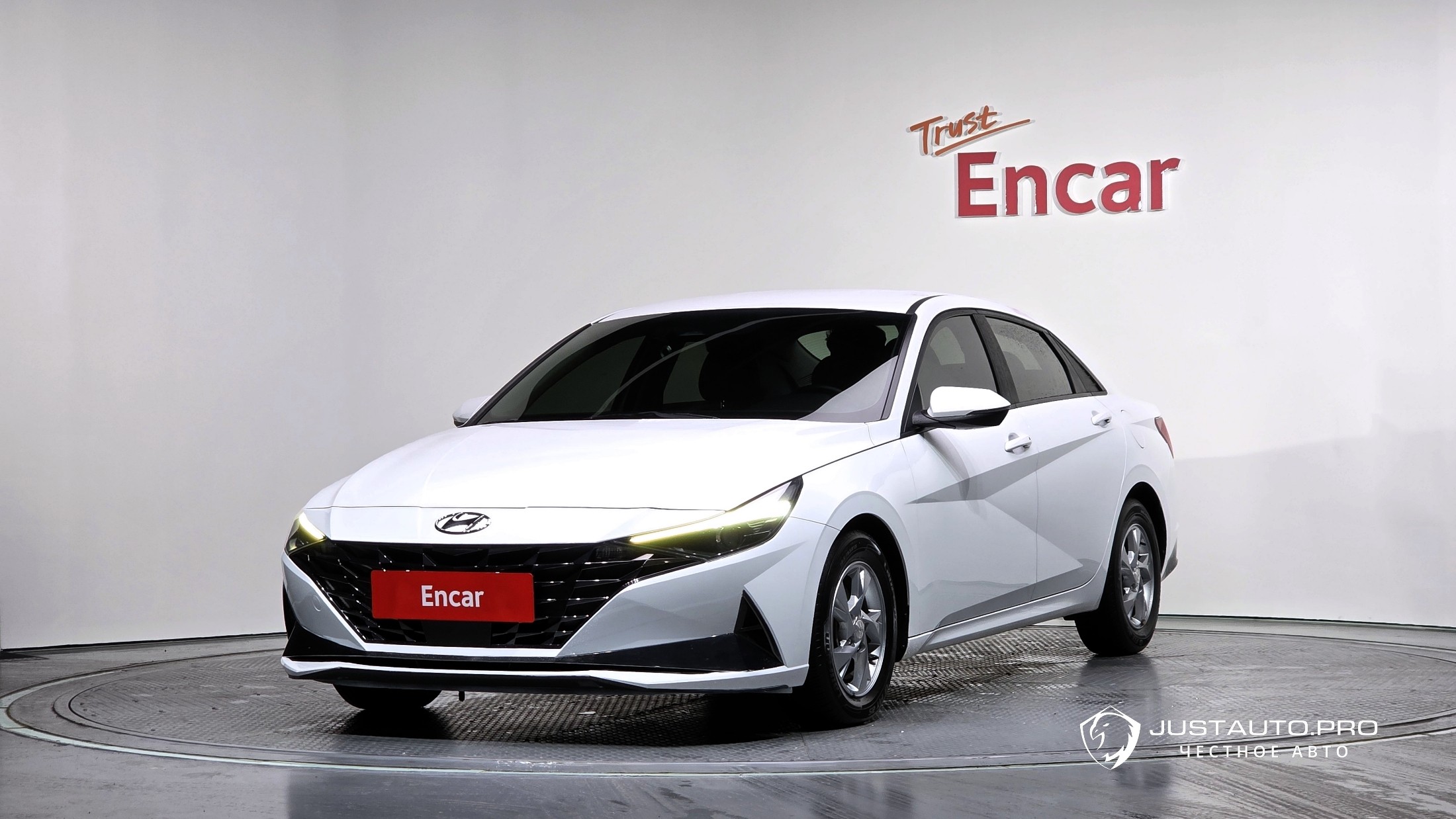 Автомобиль Hyundai AVANTE