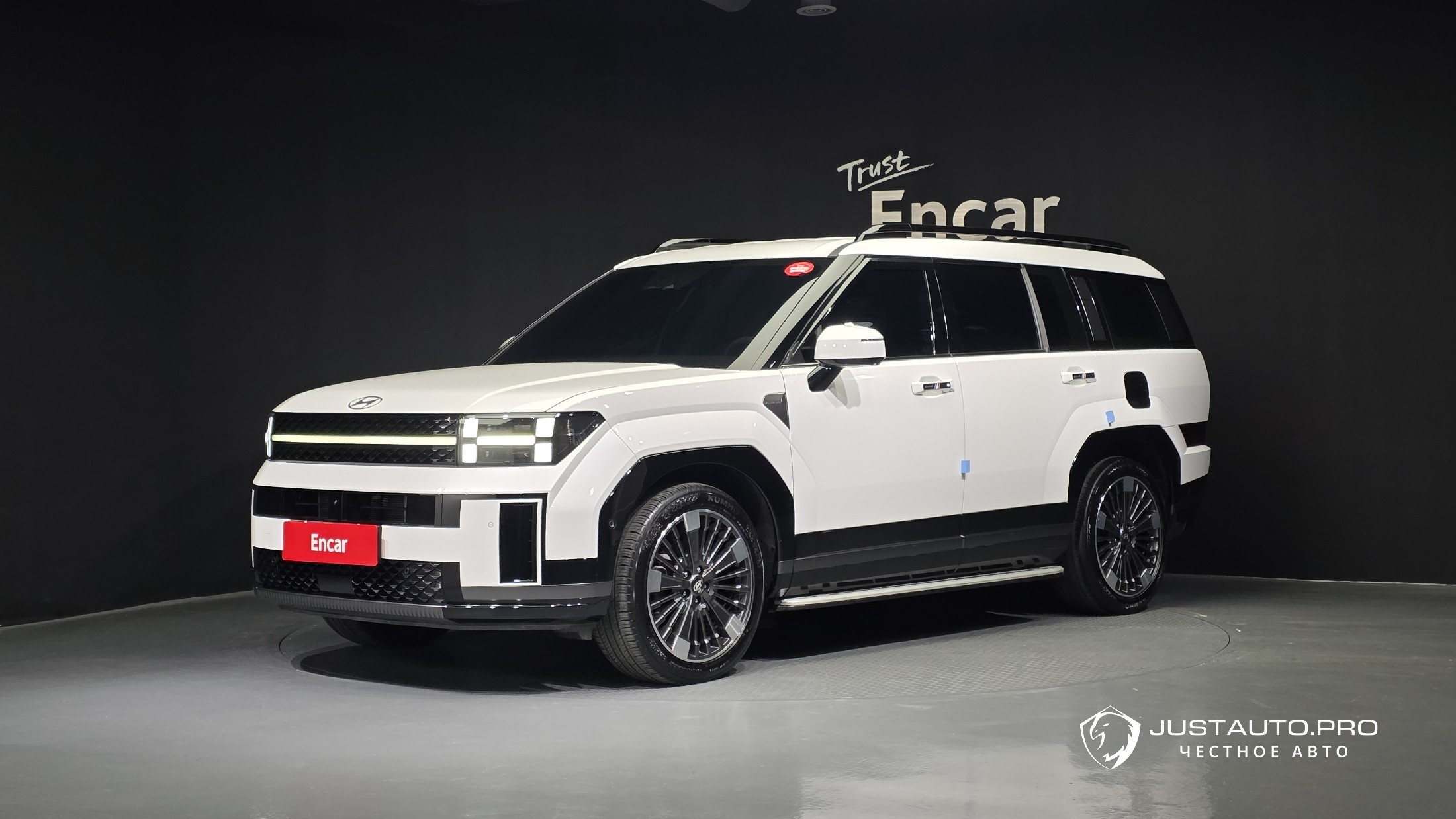 Автомобиль Hyundai Santafe